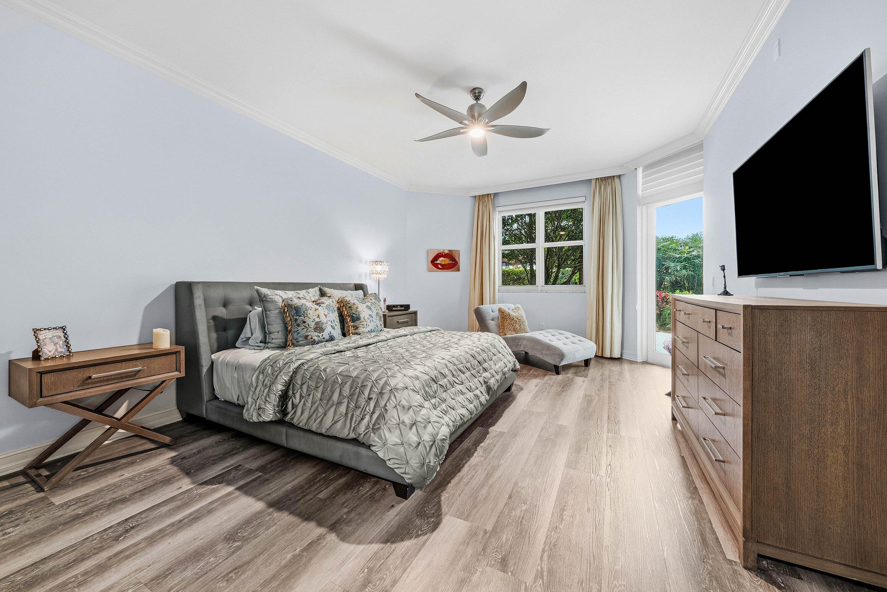 550 SE Mizner Blvd Boulevard B110