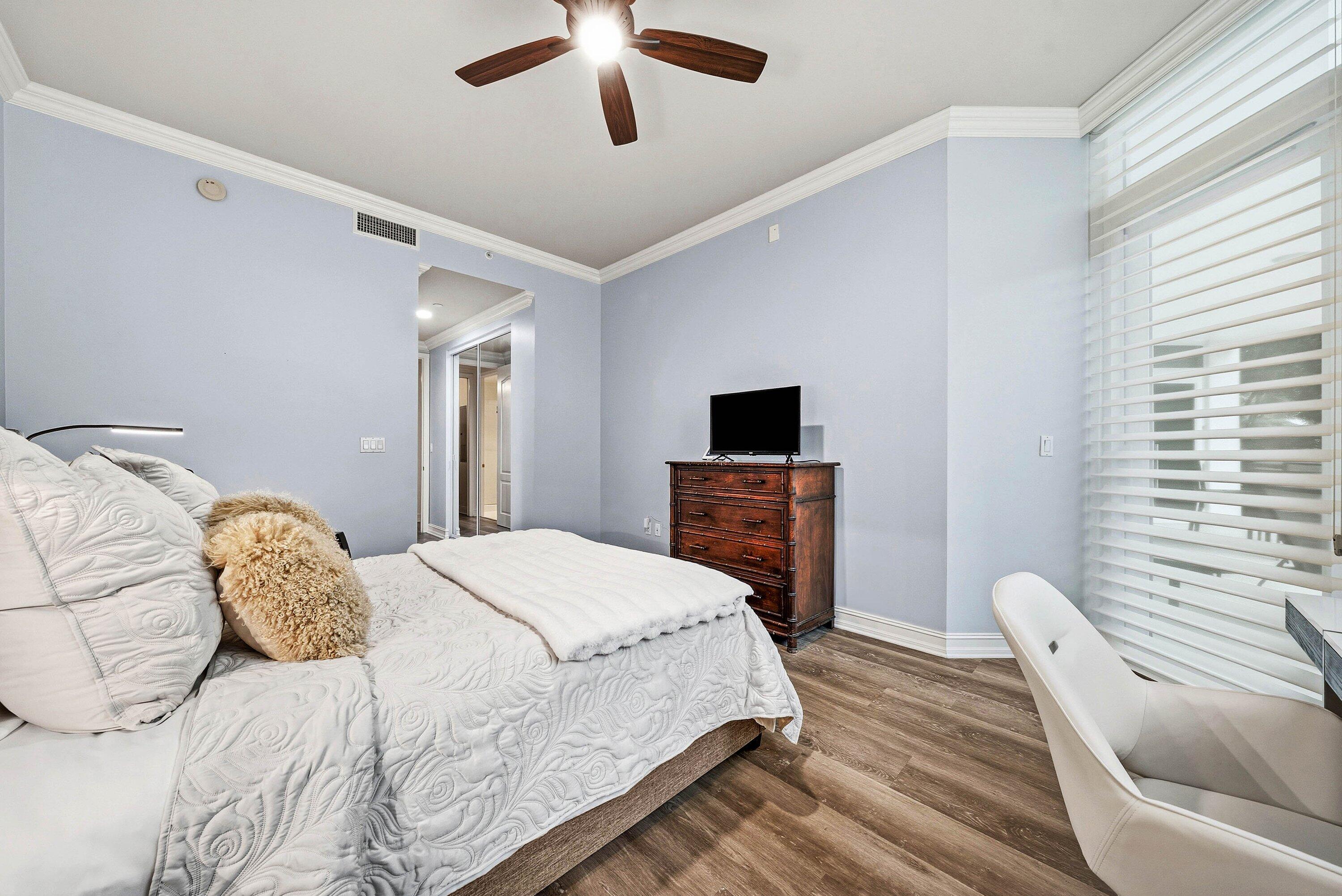 550 SE Mizner Blvd Boulevard B110