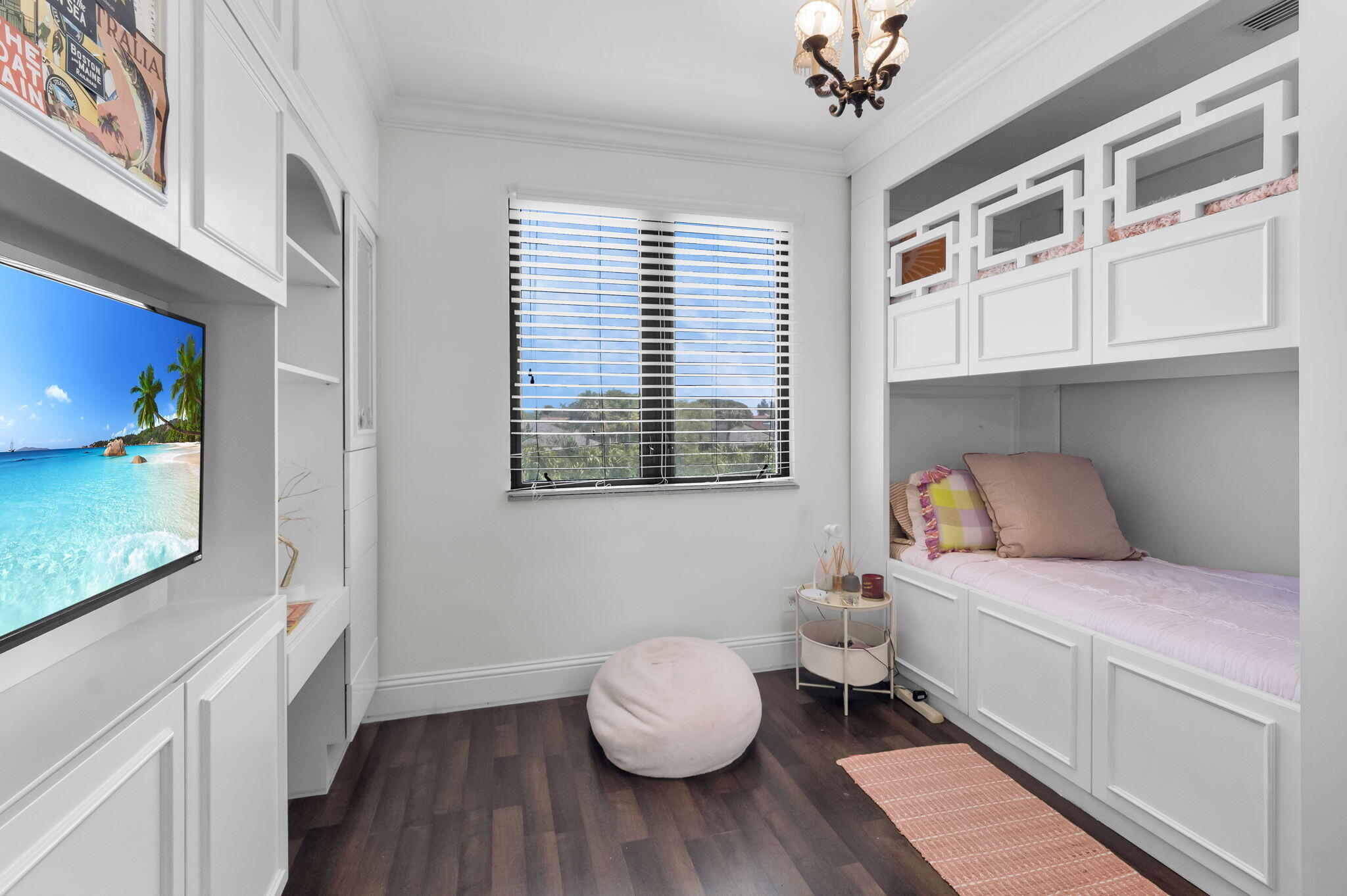 22175 Larkspur Trail
