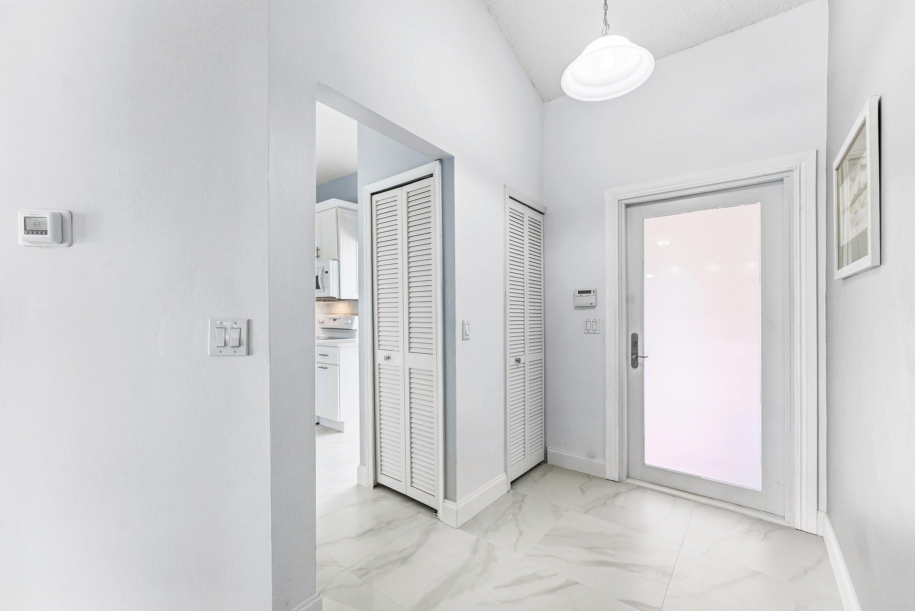 5791 Parkwalk Circle W