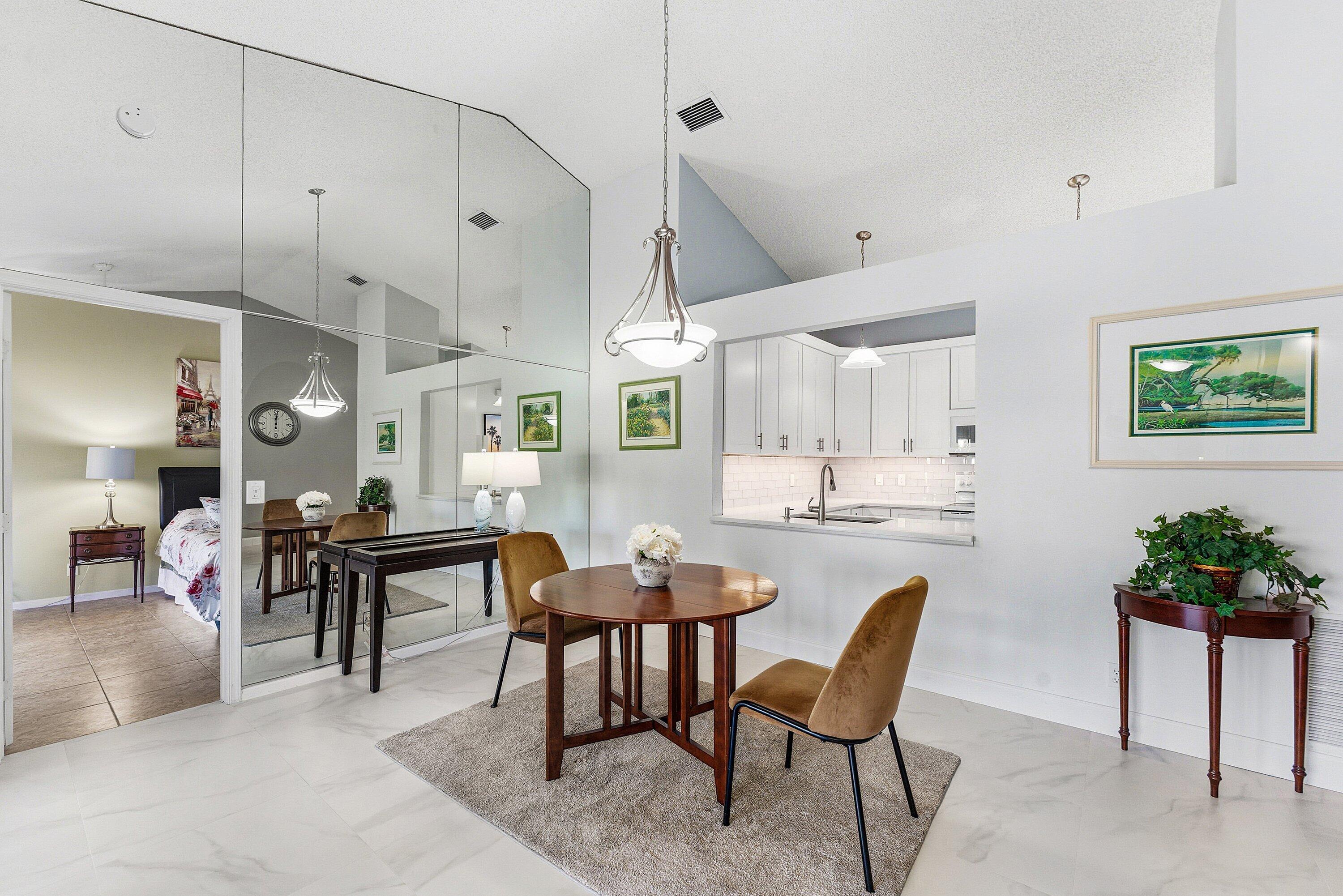 5791 Parkwalk Circle W