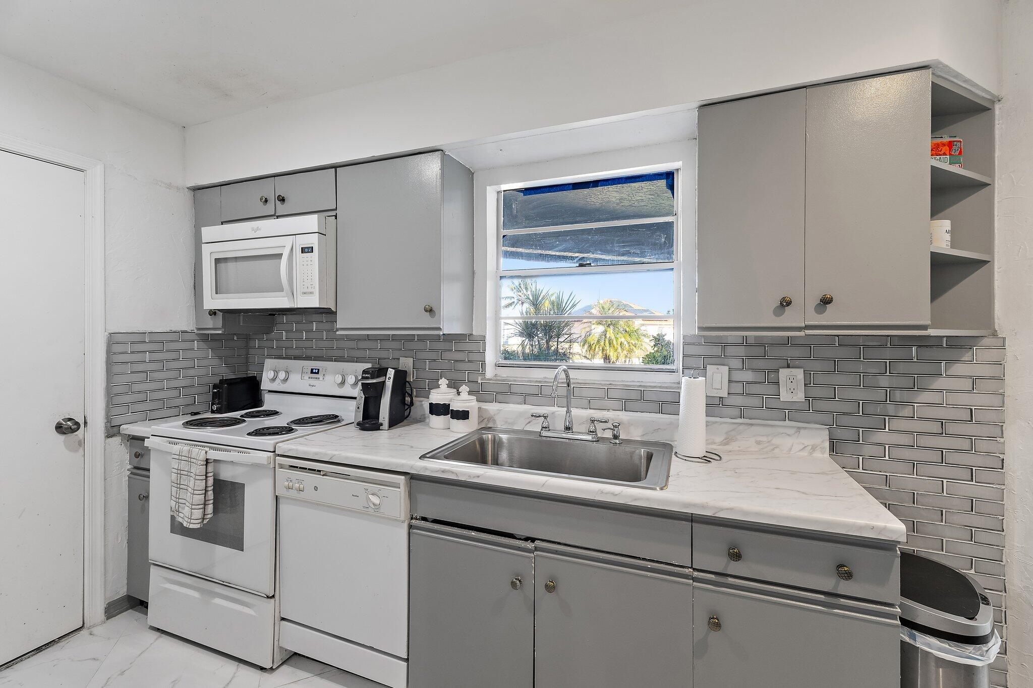 552 SW Banks Terrace, Port St. Lucie