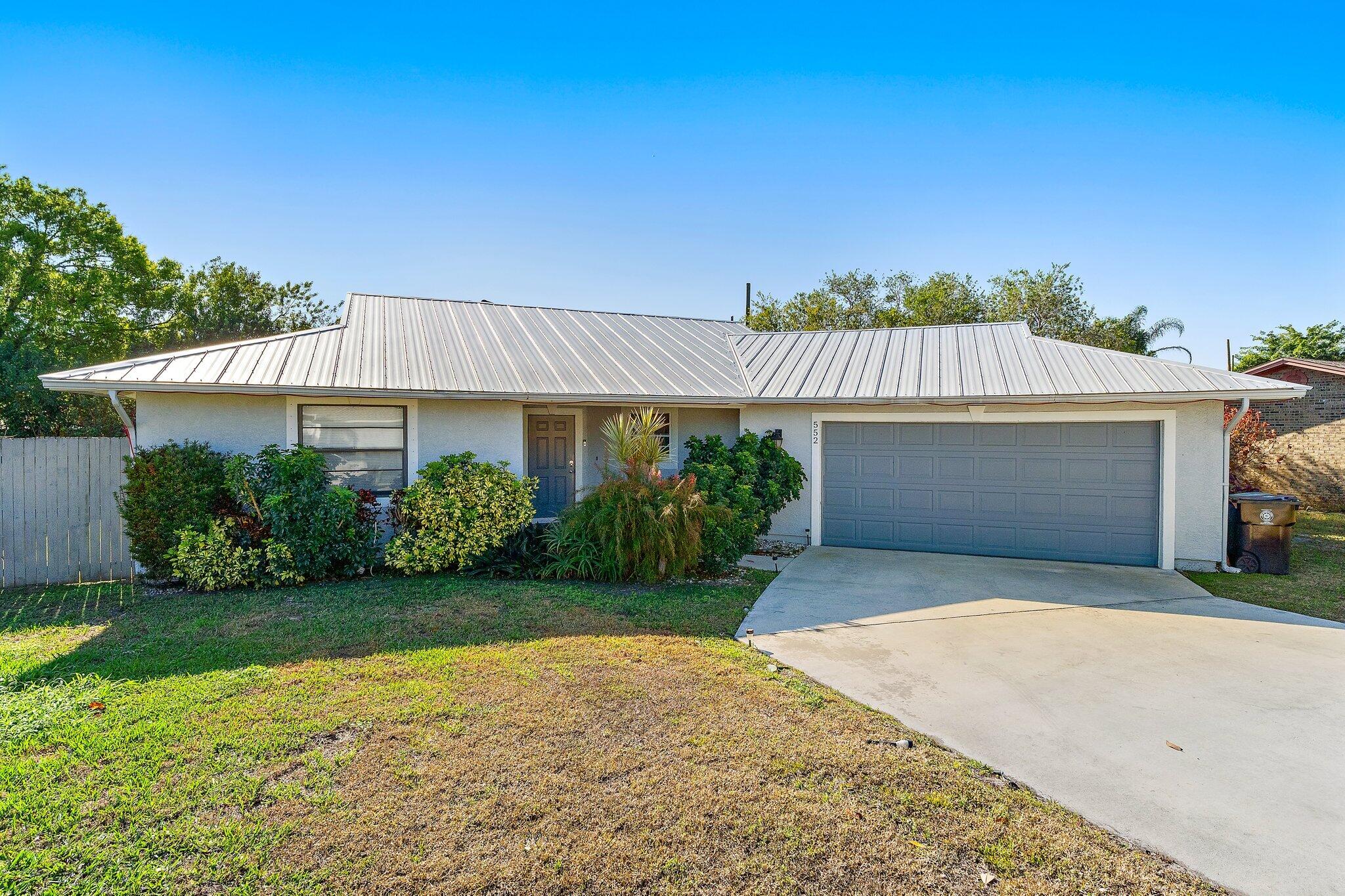 552 SW Banks Terrace, Port St. Lucie
