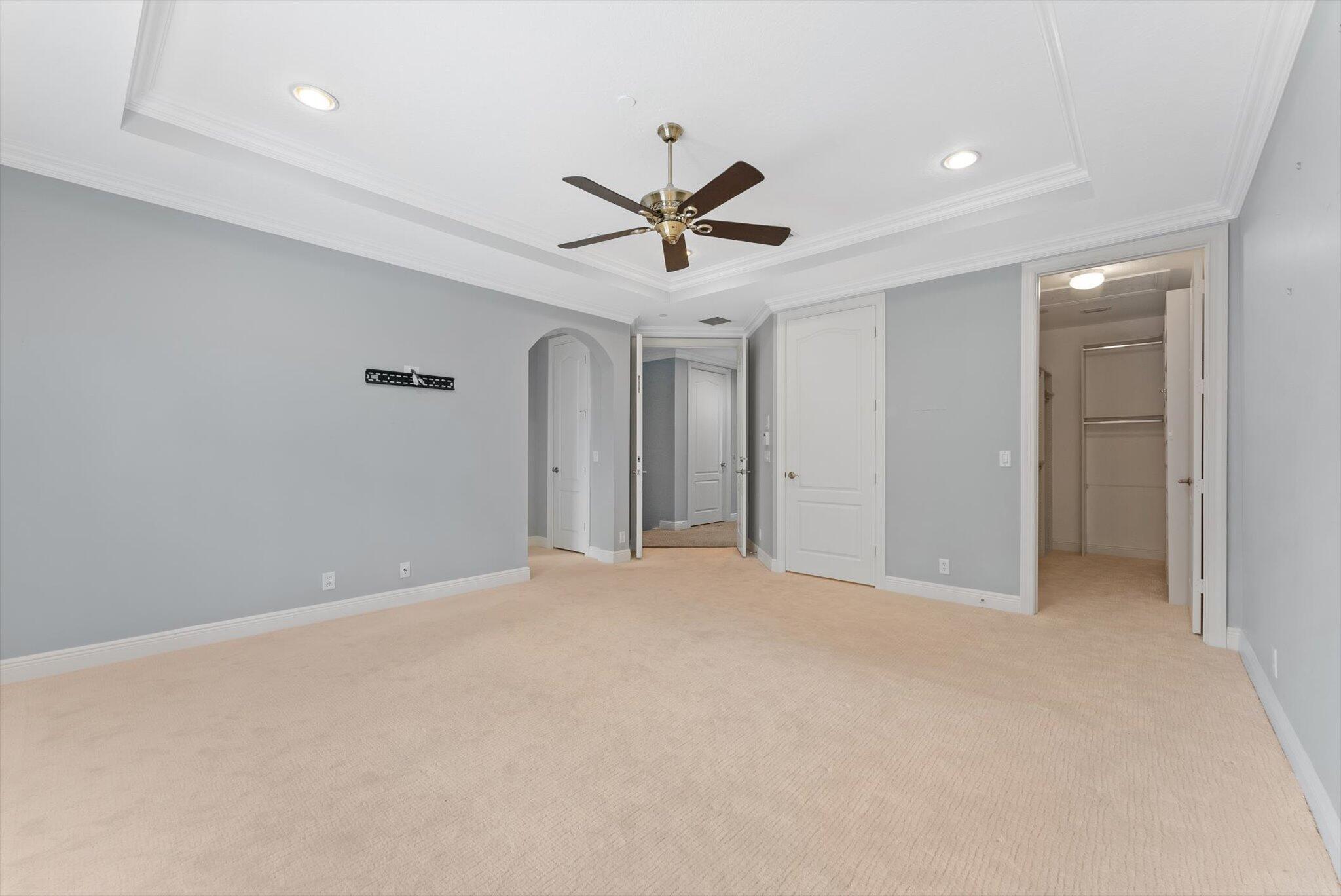 604 NE Francesca Lane