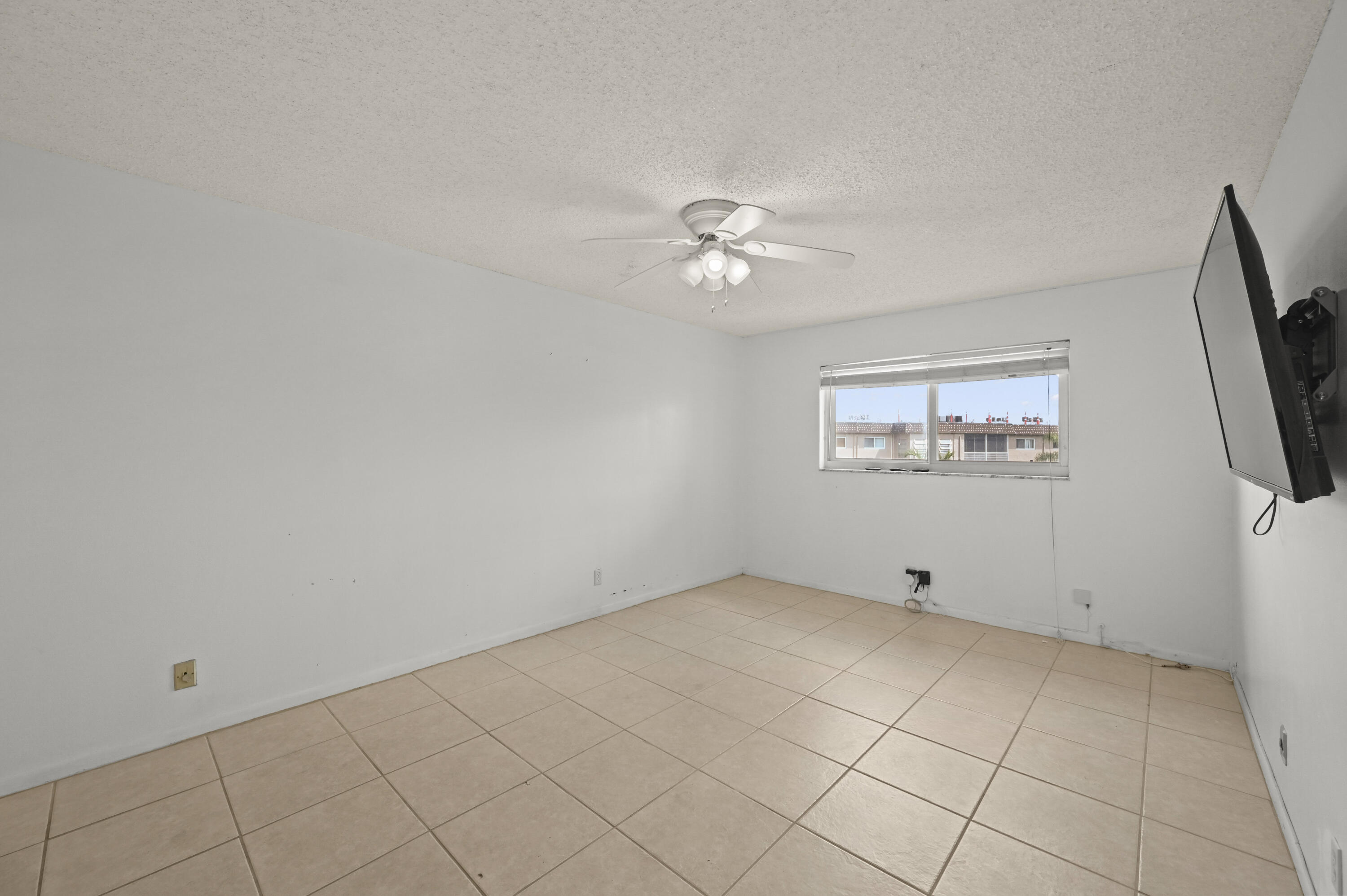 715 Lori Drive 307