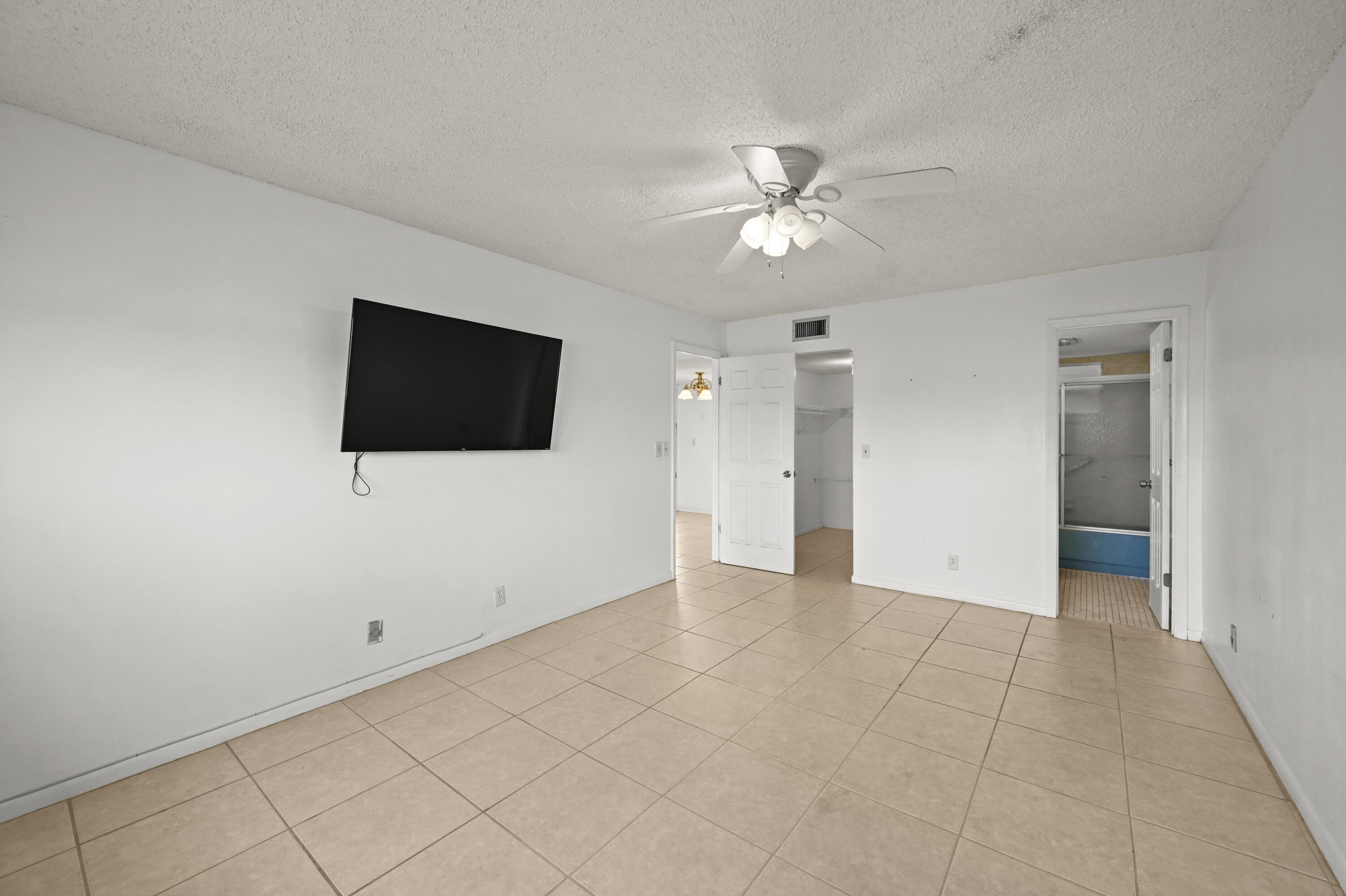 715 Lori Drive 307