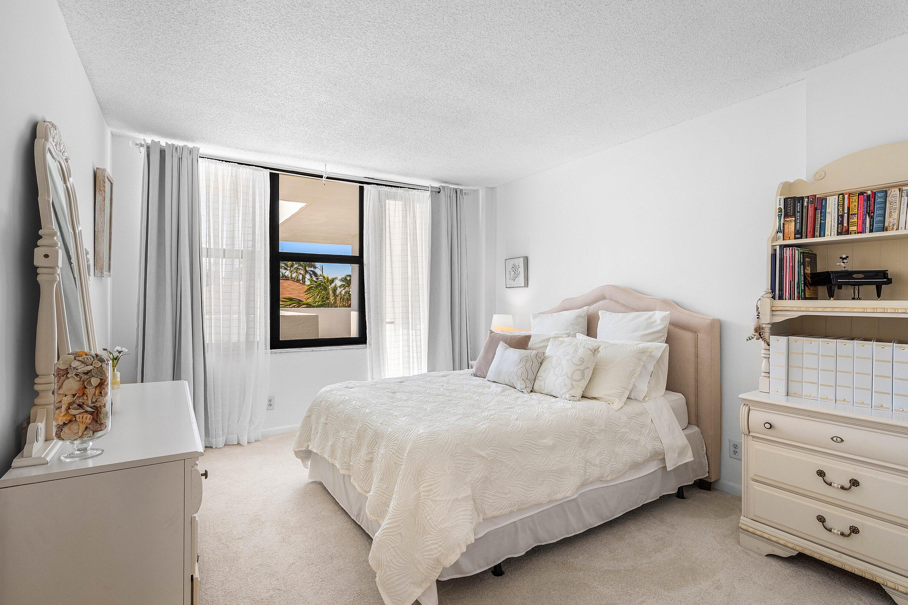 4600 S Ocean Boulevard 301