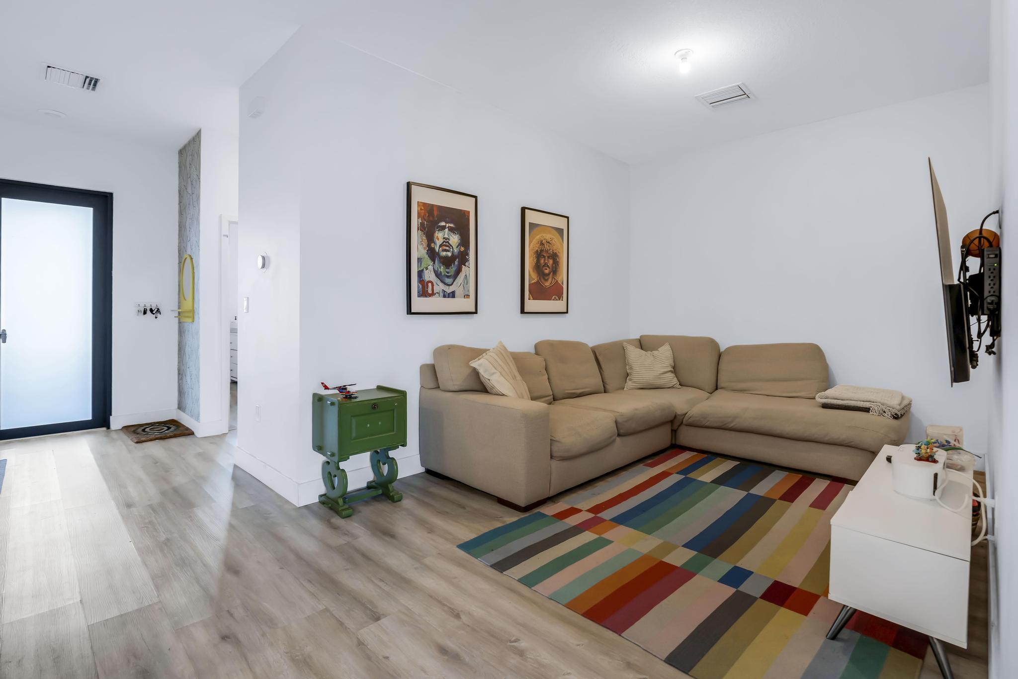 8015 NW 104th Avenue 6