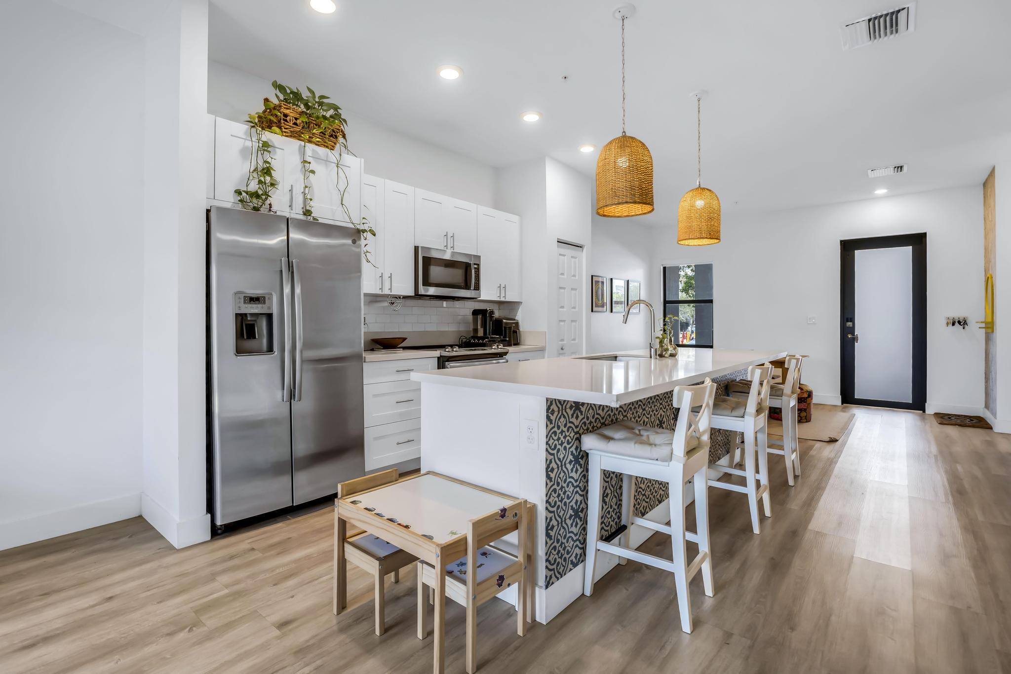 8015 NW 104th Avenue 6