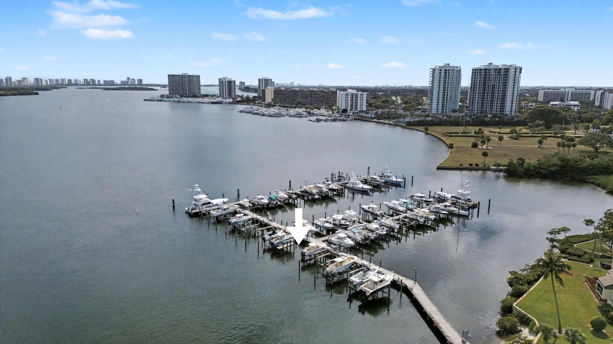 11354 Briarwood W/ 50ft Slip Place