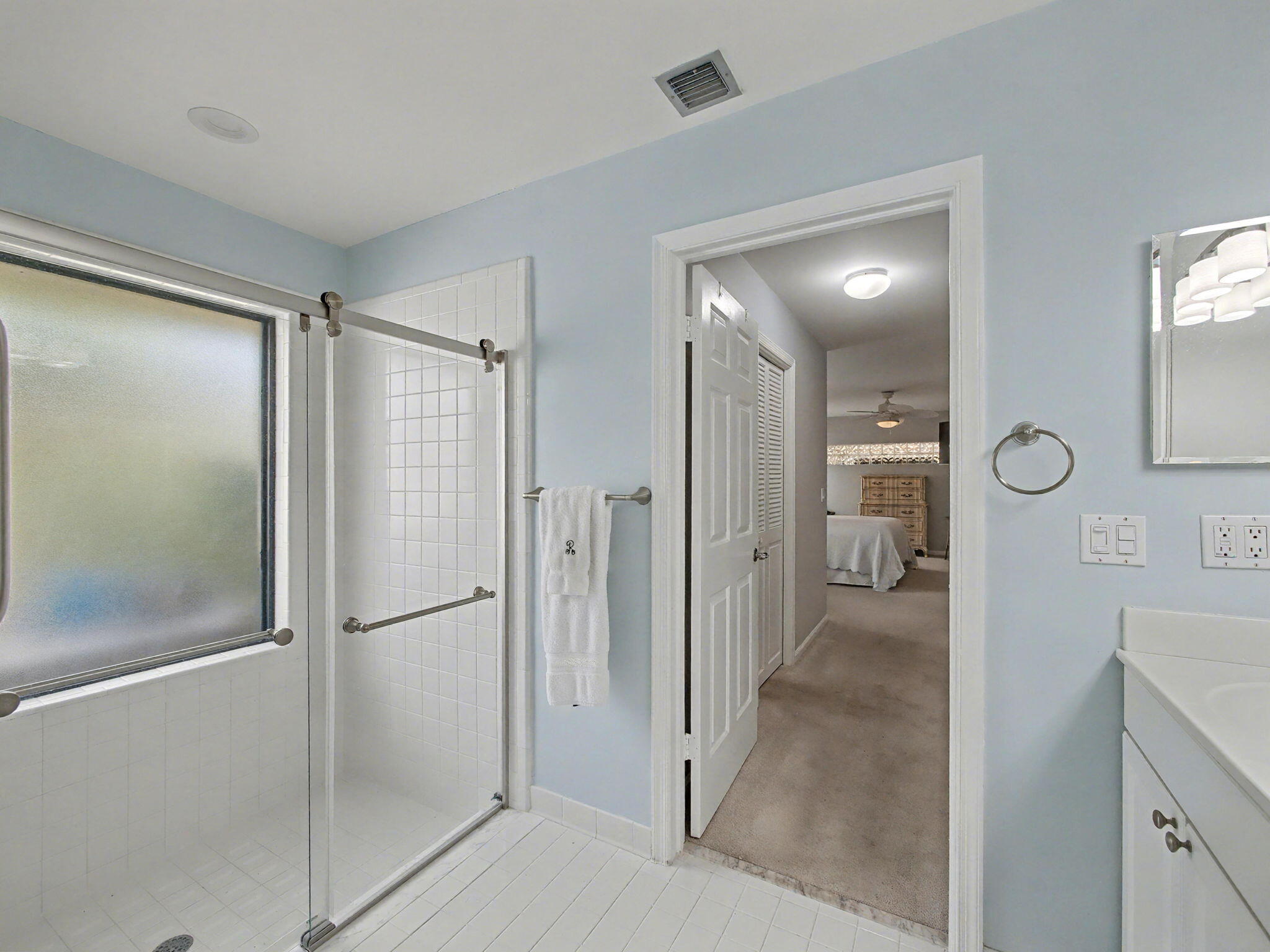 11354 Briarwood W/ 50ft Slip Place
