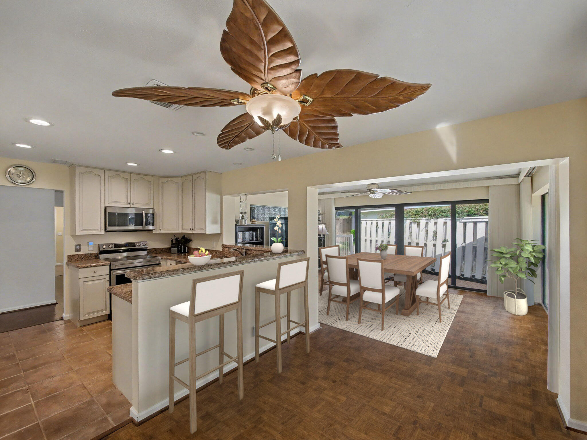 11354 Briarwood W/ 50ft Slip Place