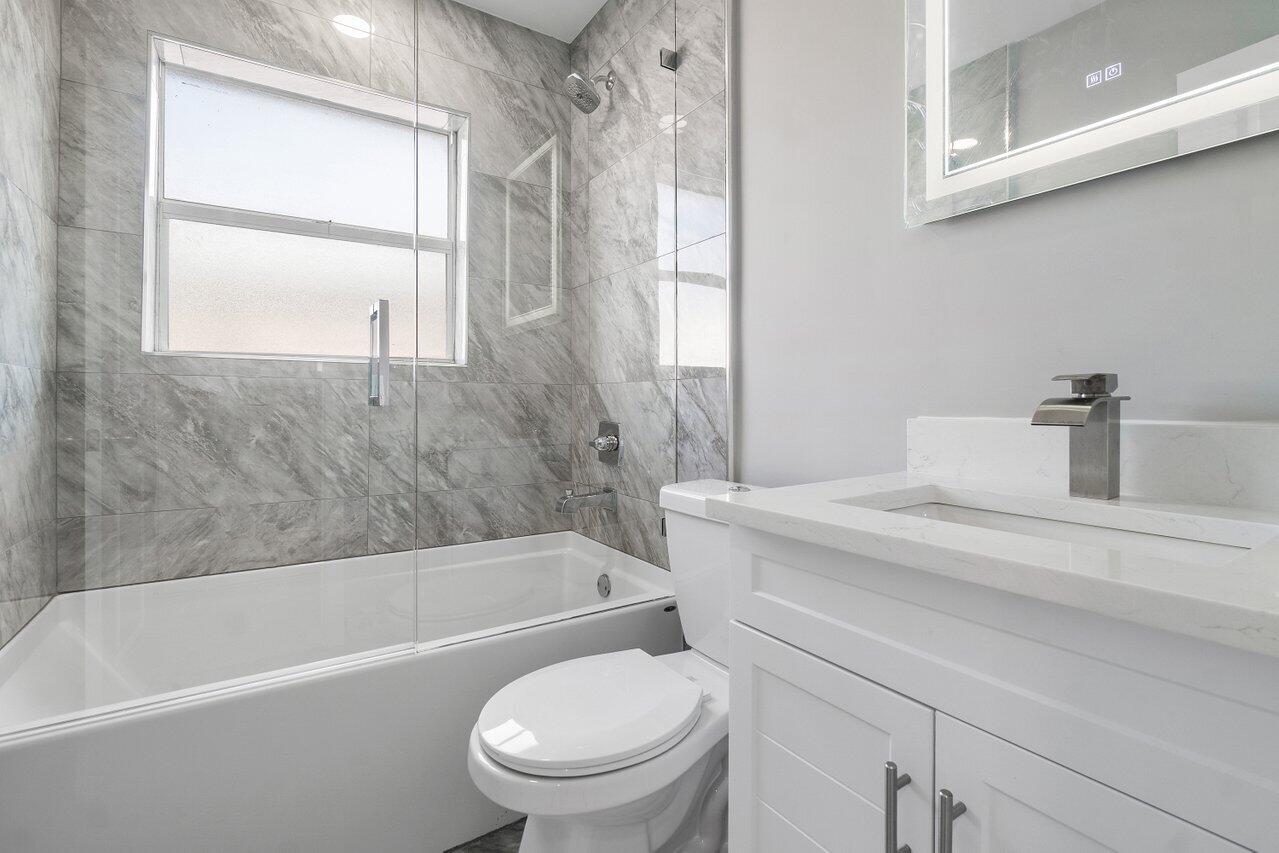 708-710 NE 23rd Avenue