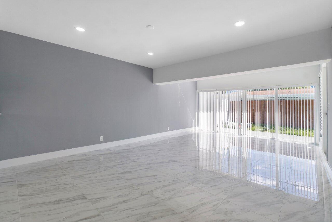 708-710 NE 23rd Avenue