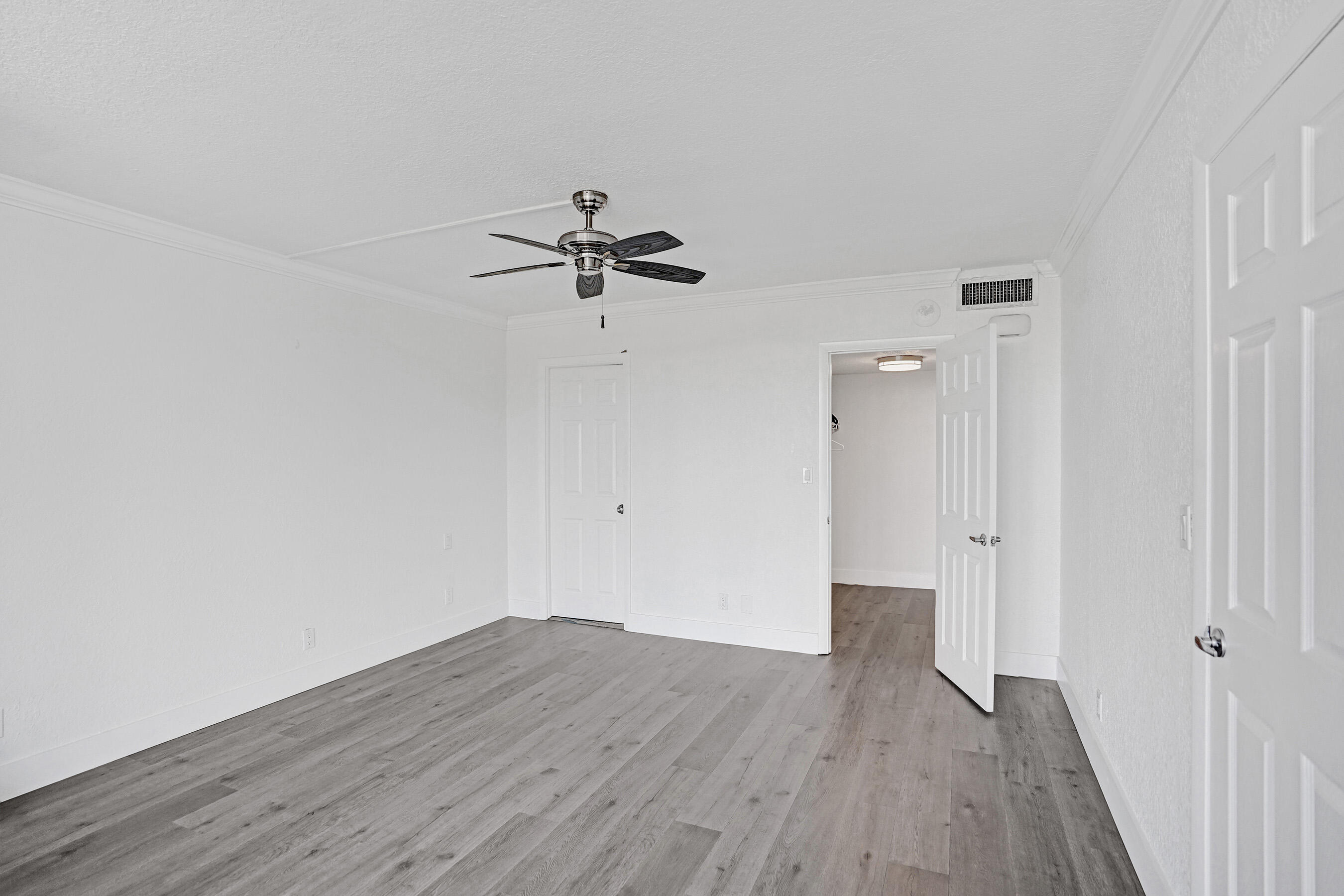 1631 Riverview Road 507