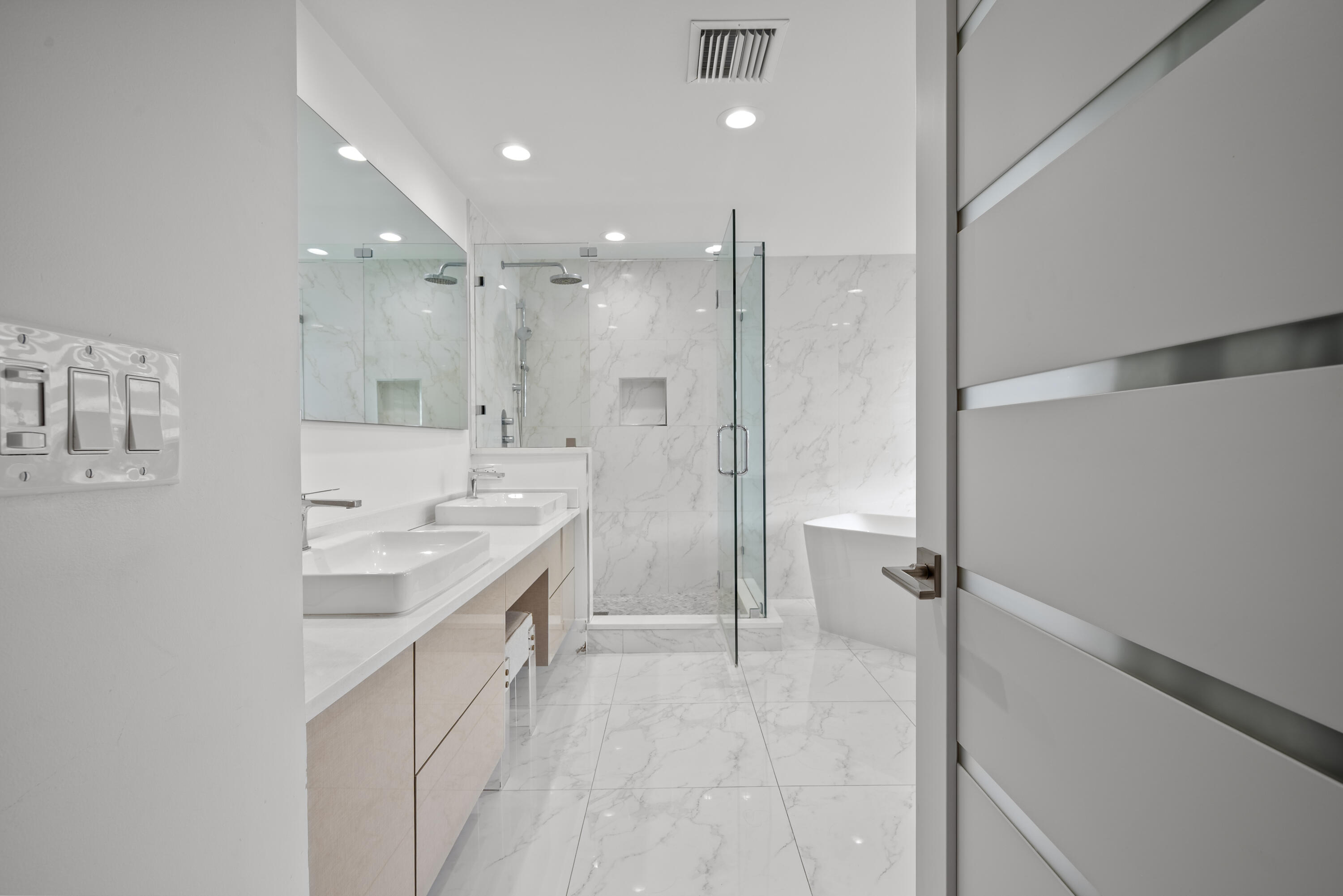 4070 NW 58th Lane