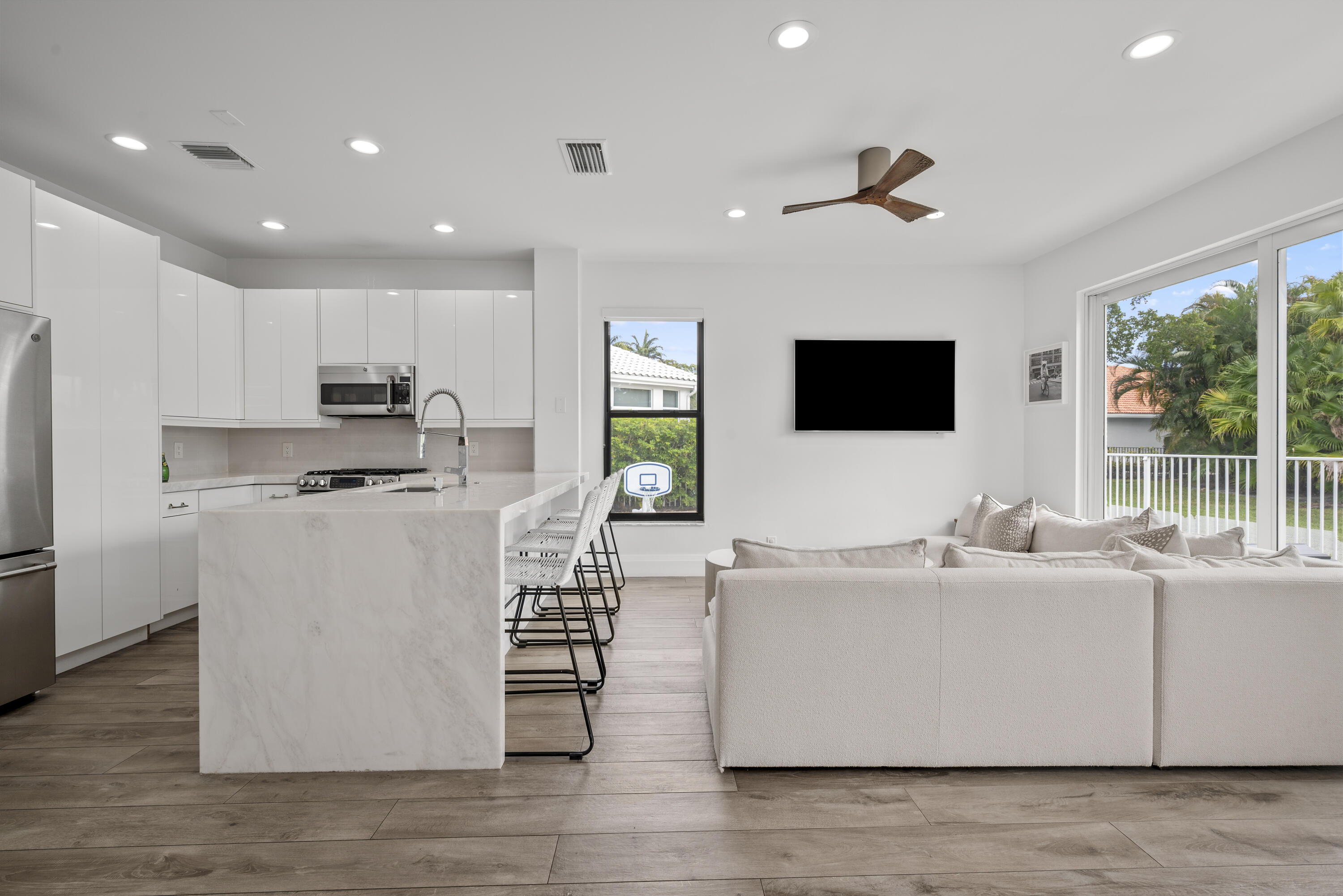 4070 NW 58th Lane