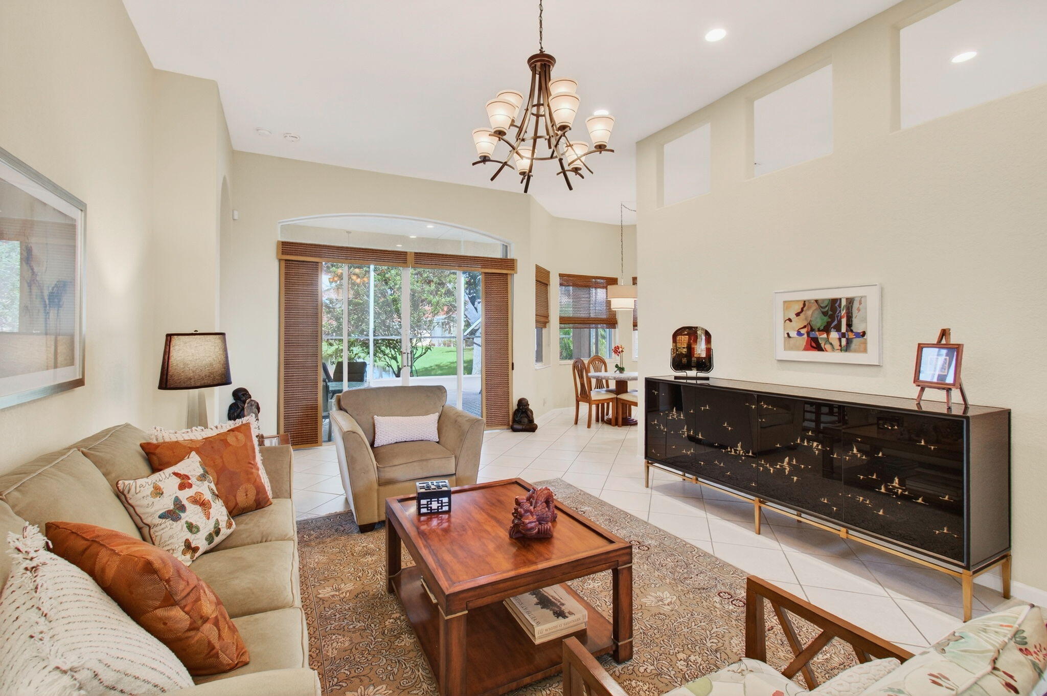 15845 Vivanco Street