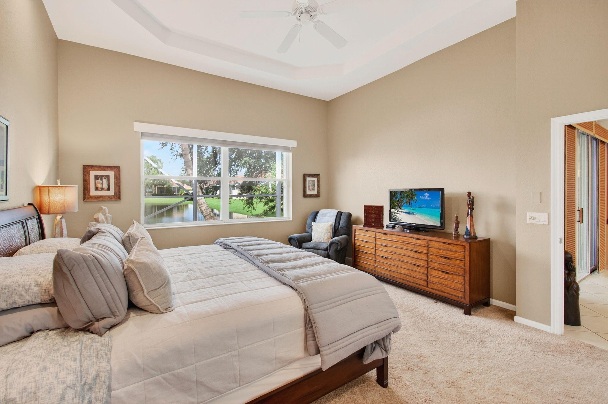 15845 Vivanco Street