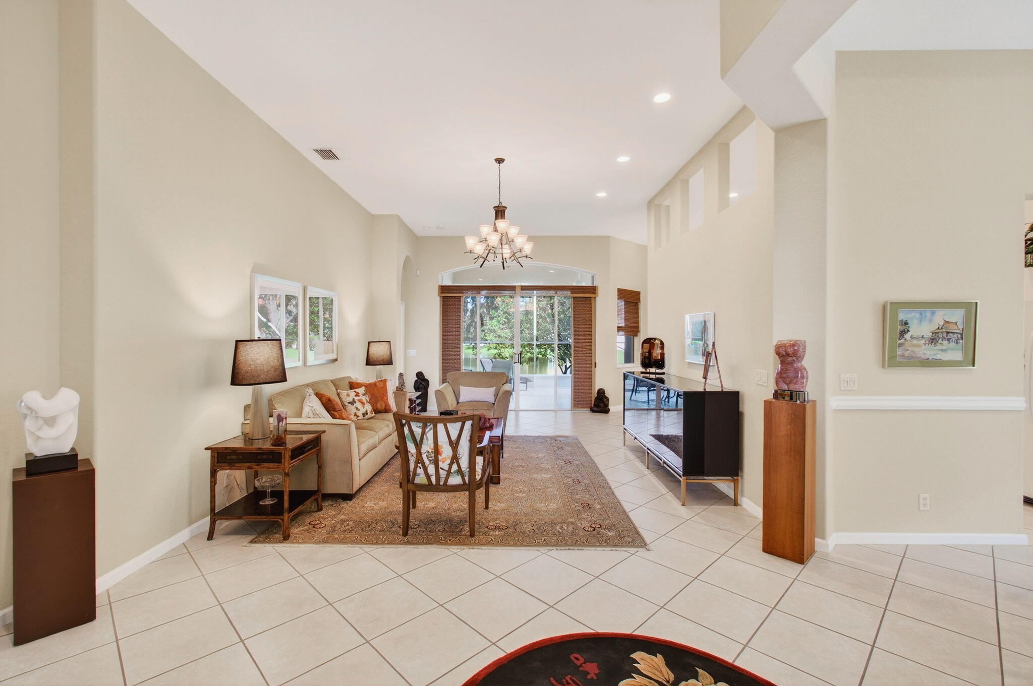 15845 Vivanco Street