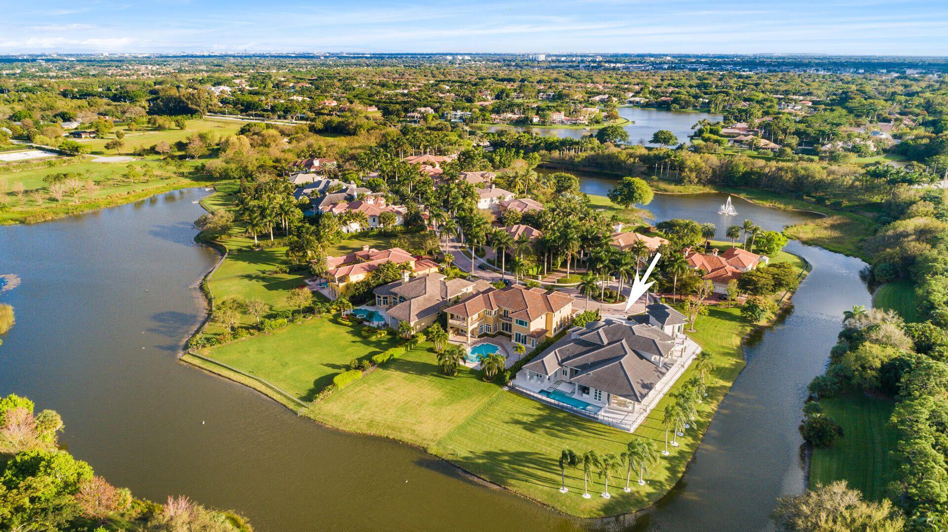 17106 Avenue Le Rivage