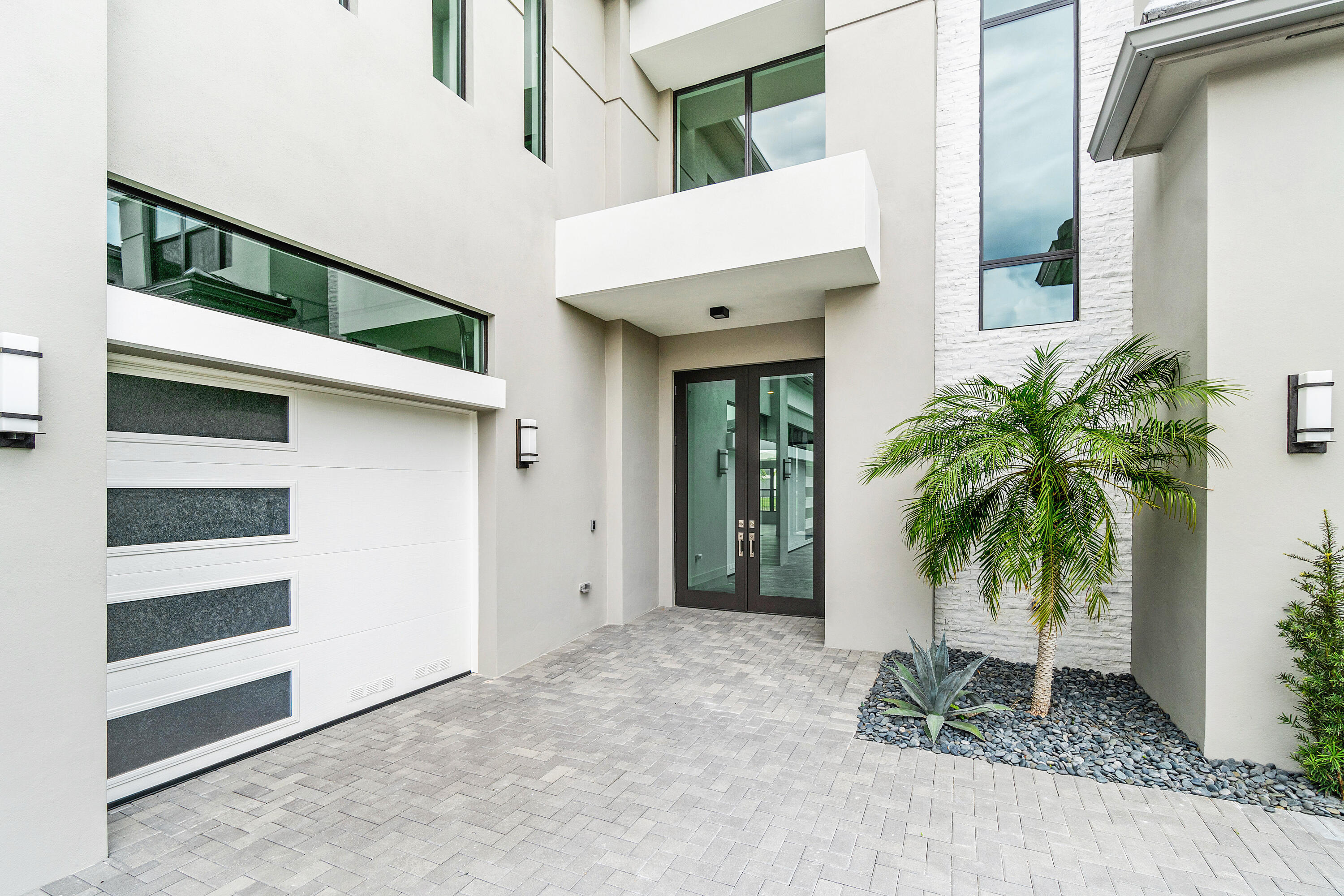 9491 Riverside Park Drive