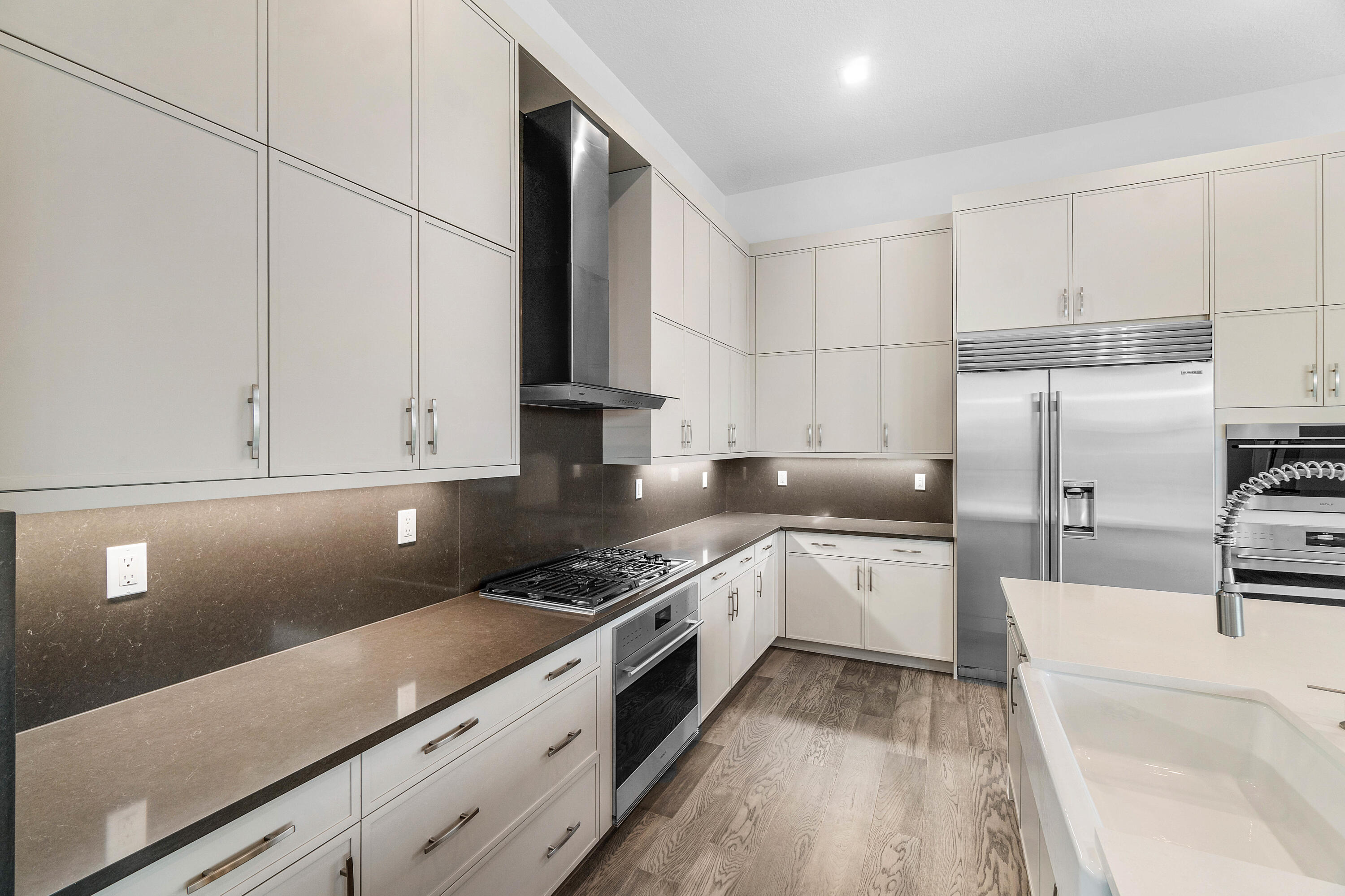 9491 Riverside Park Drive