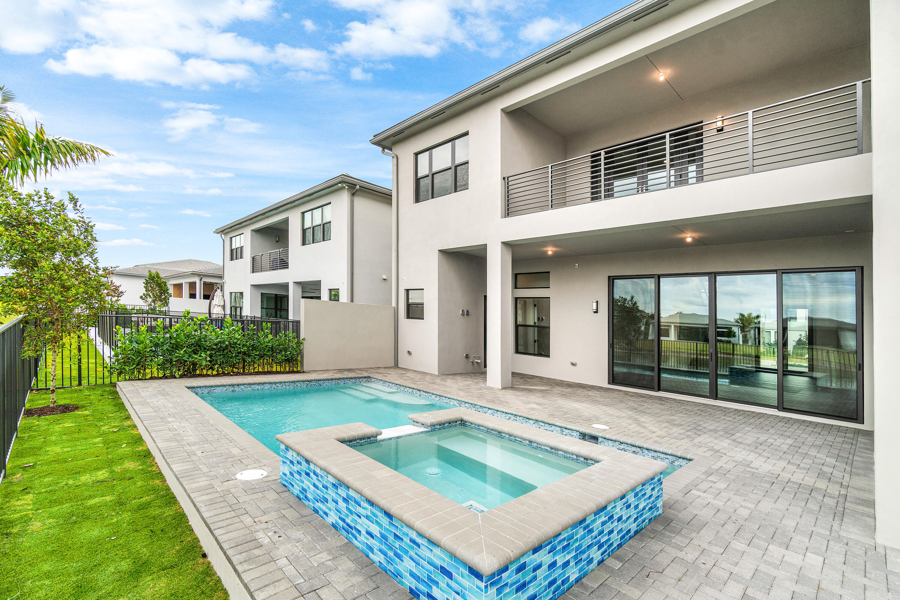 9491 Riverside Park Drive