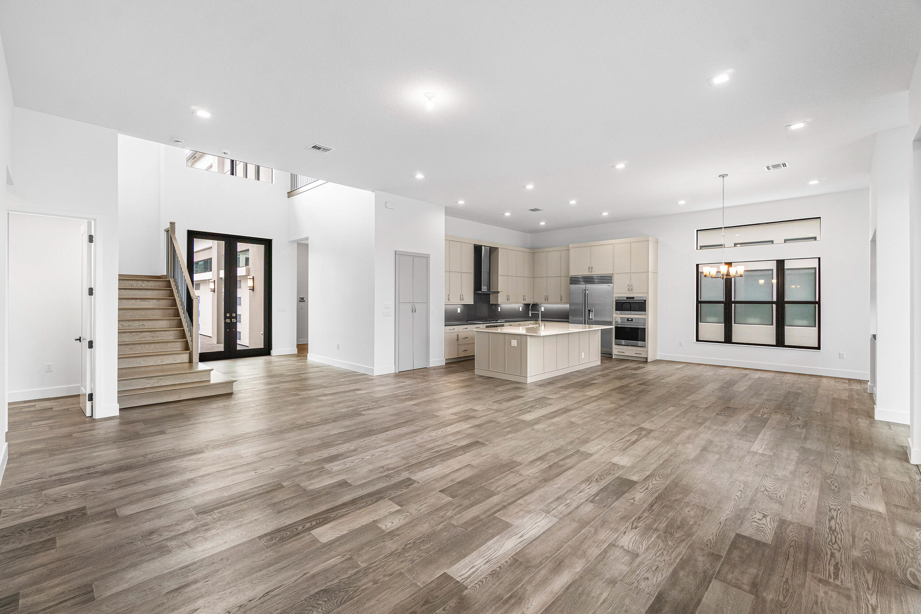 9491 Riverside Park Drive