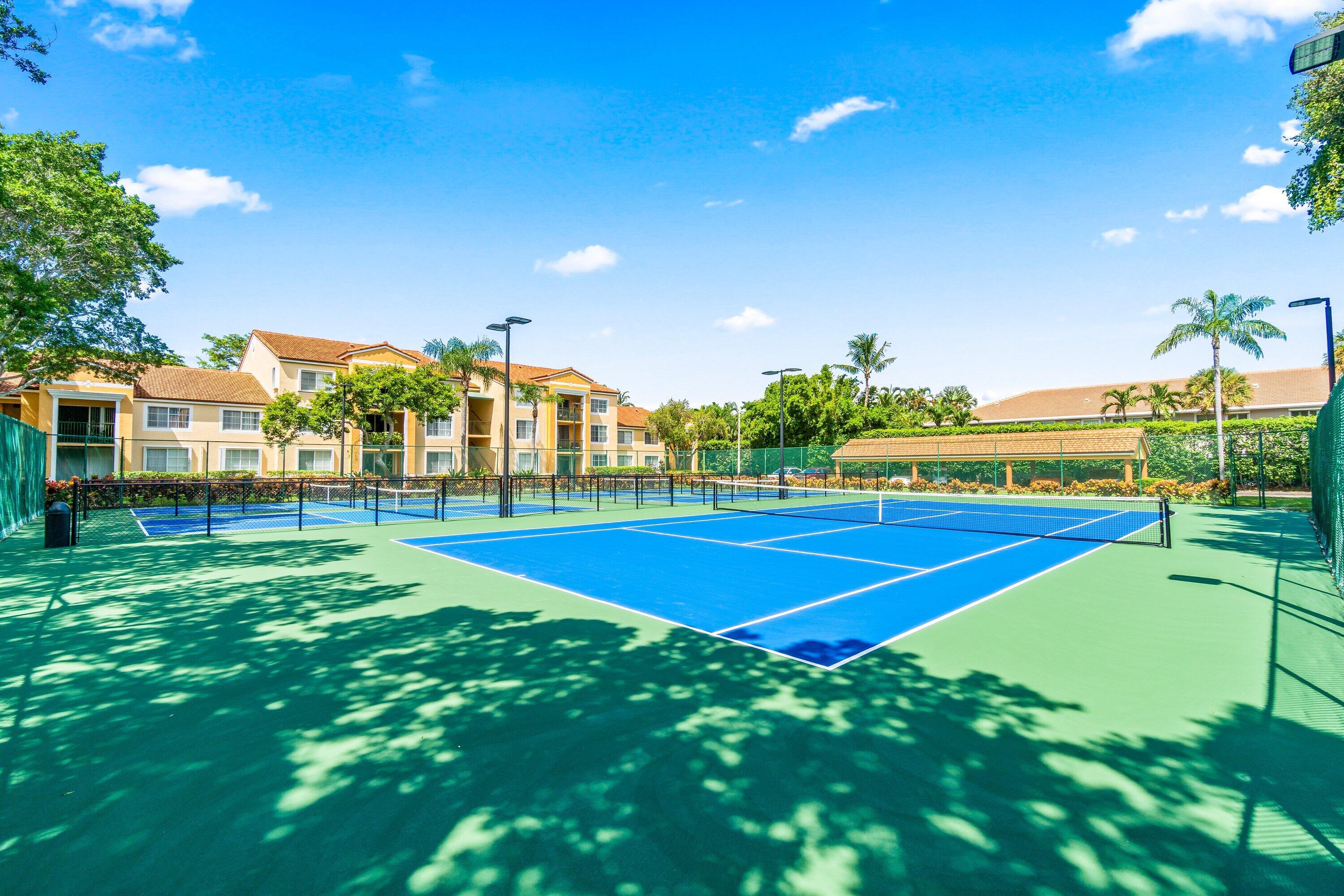 117 Yacht Club Way 206