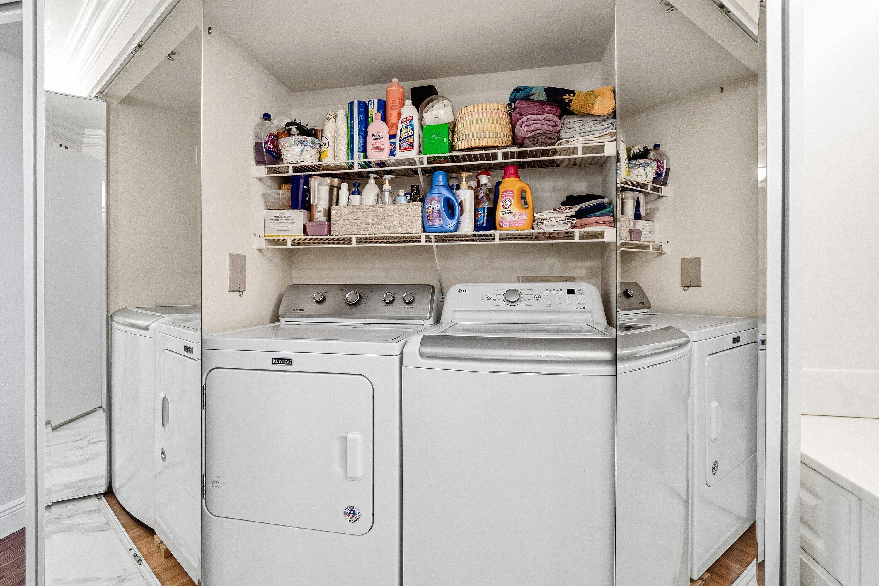 117 Yacht Club Way 206