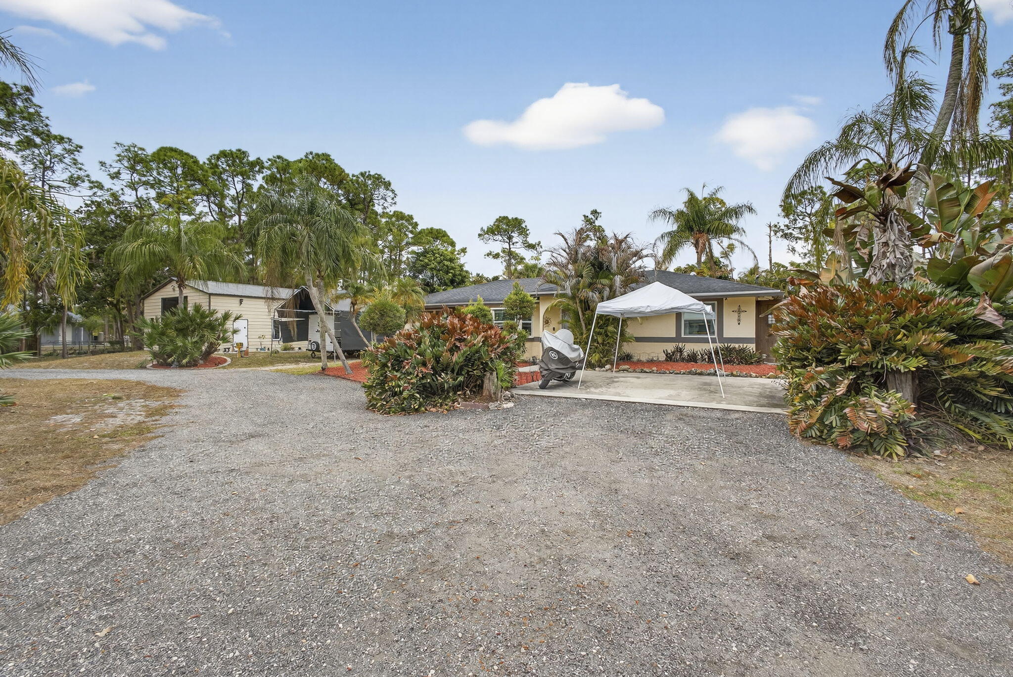15773 85th Road N