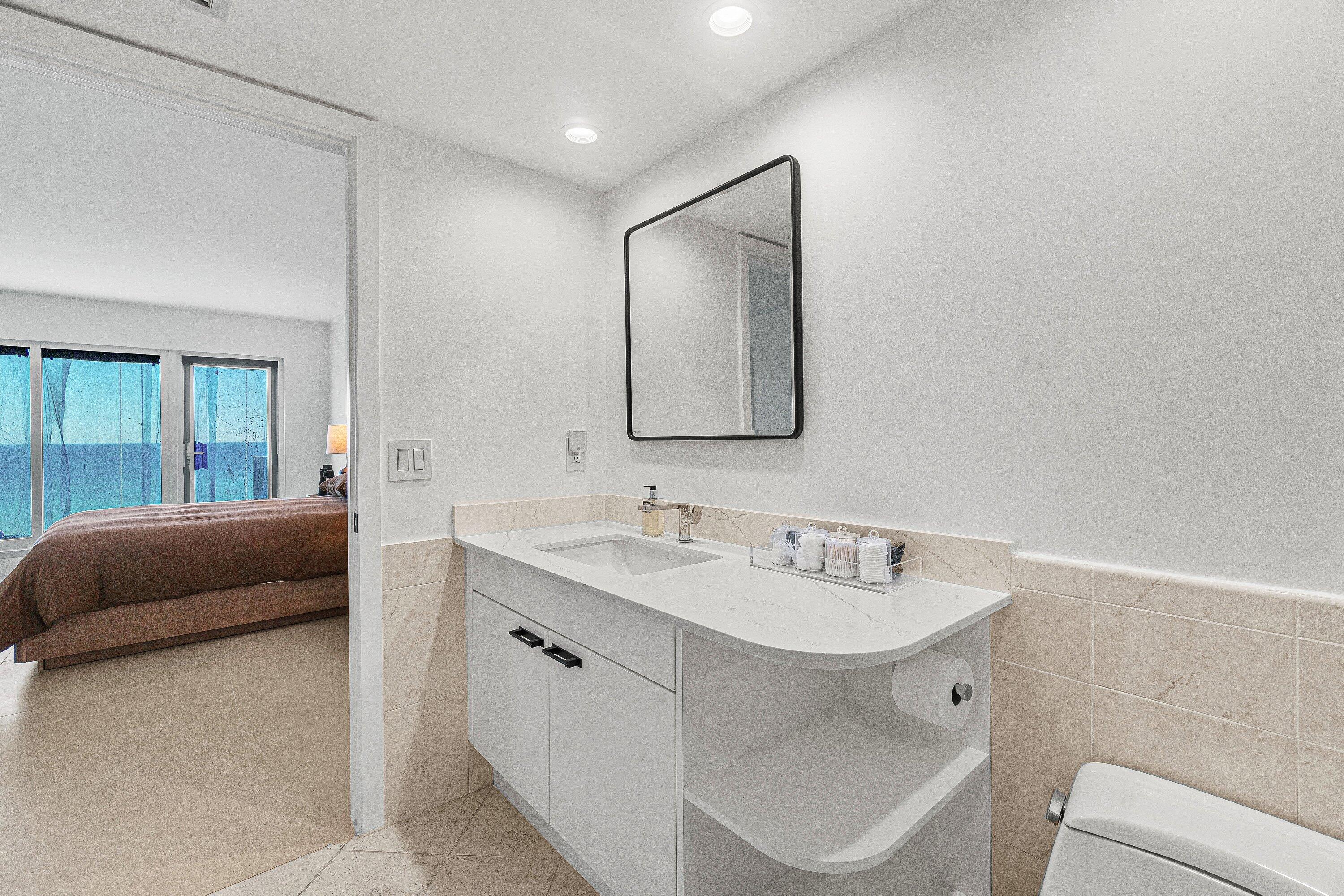 4301 N Ocean Boulevard 804