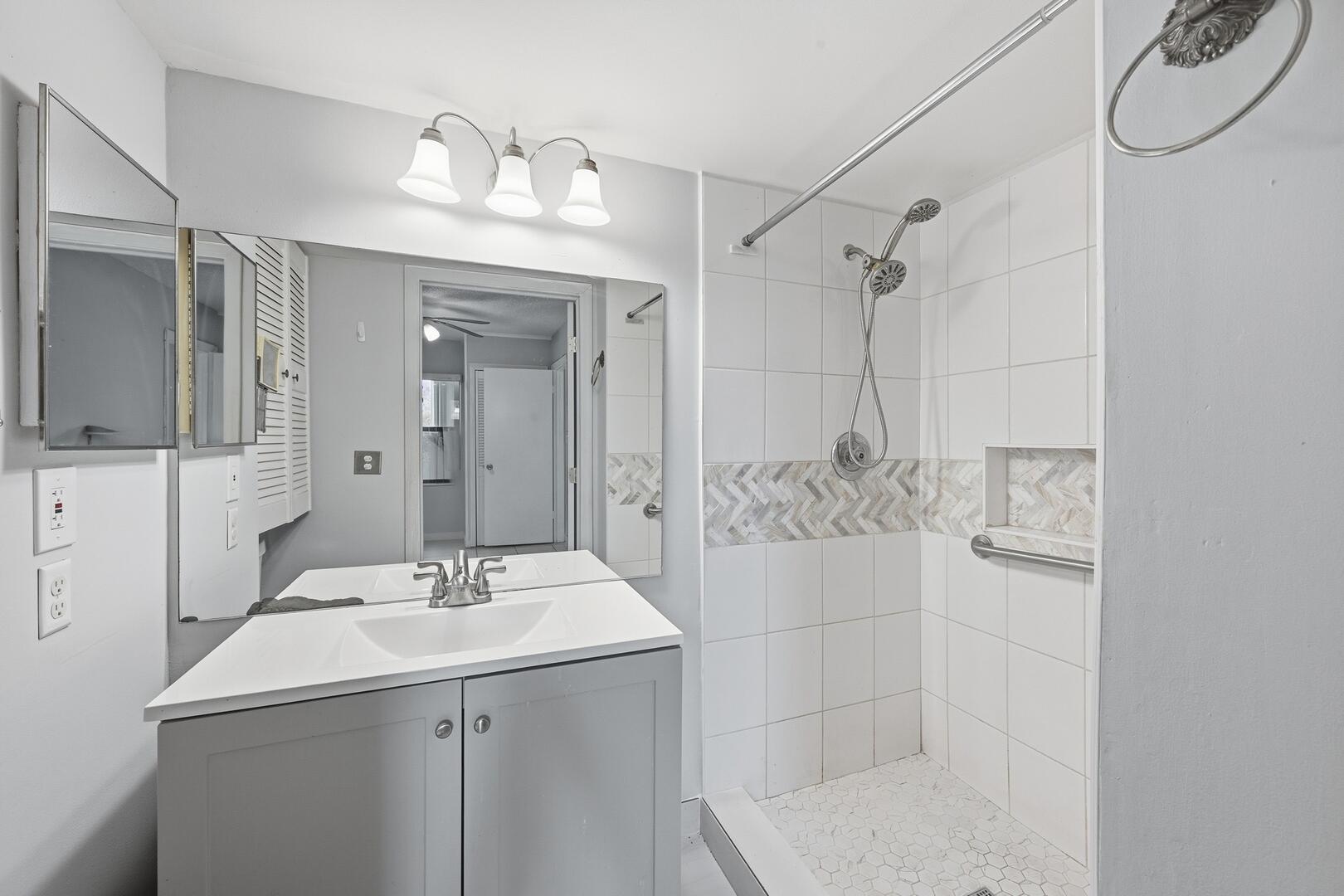 7142 Golf Colony Court 102