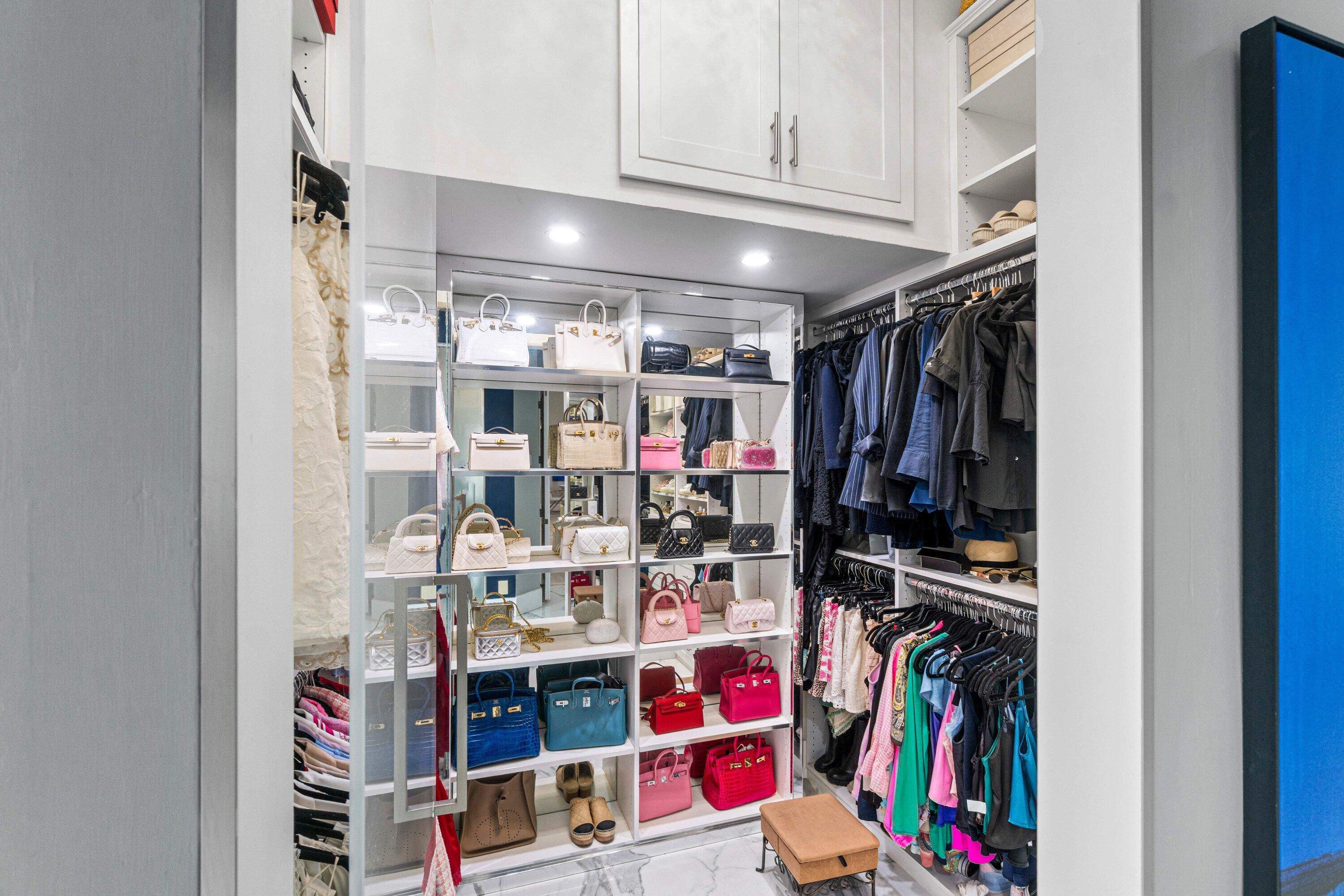 6715 E Calumet Circle