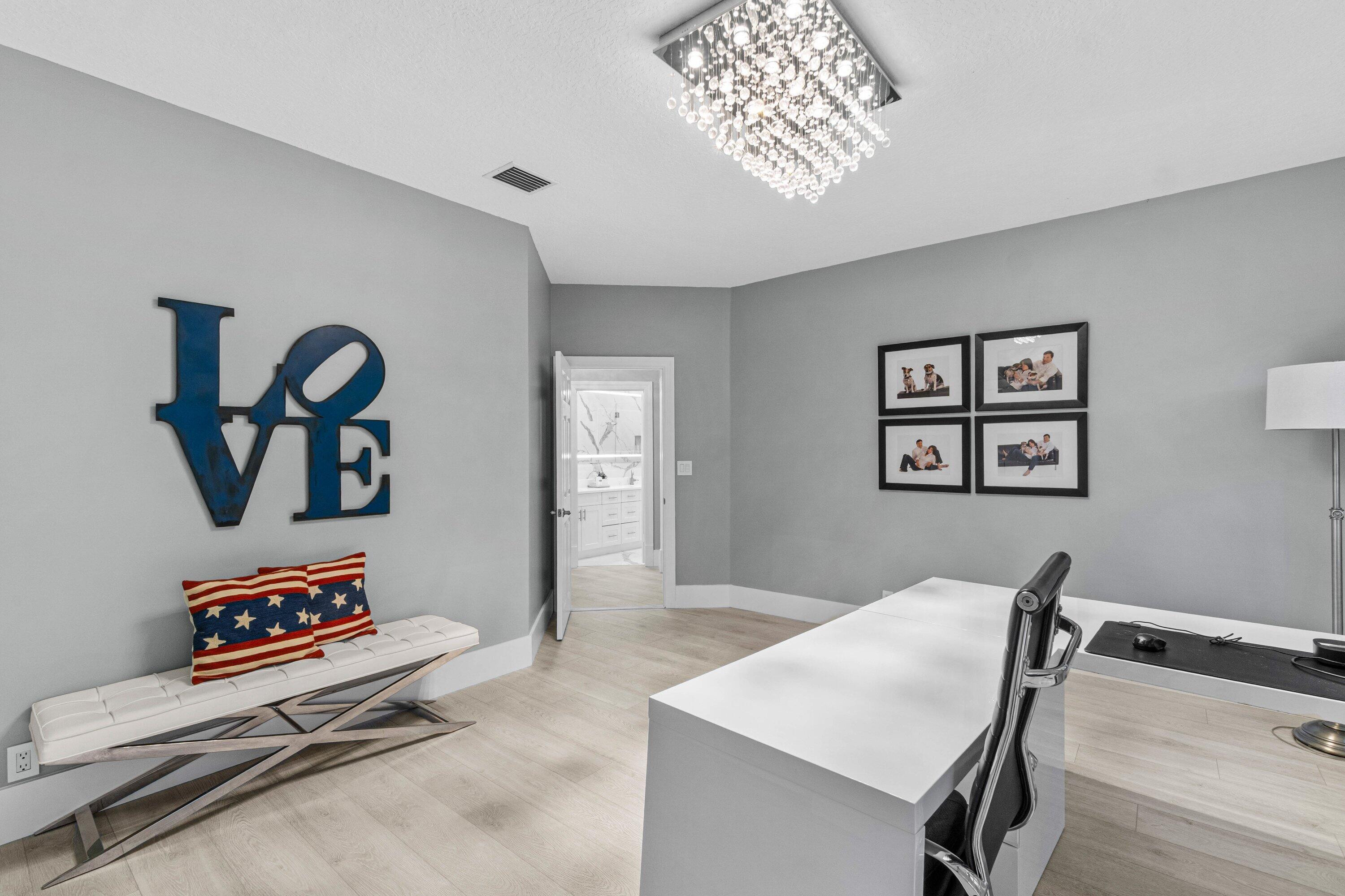 6715 E Calumet Circle