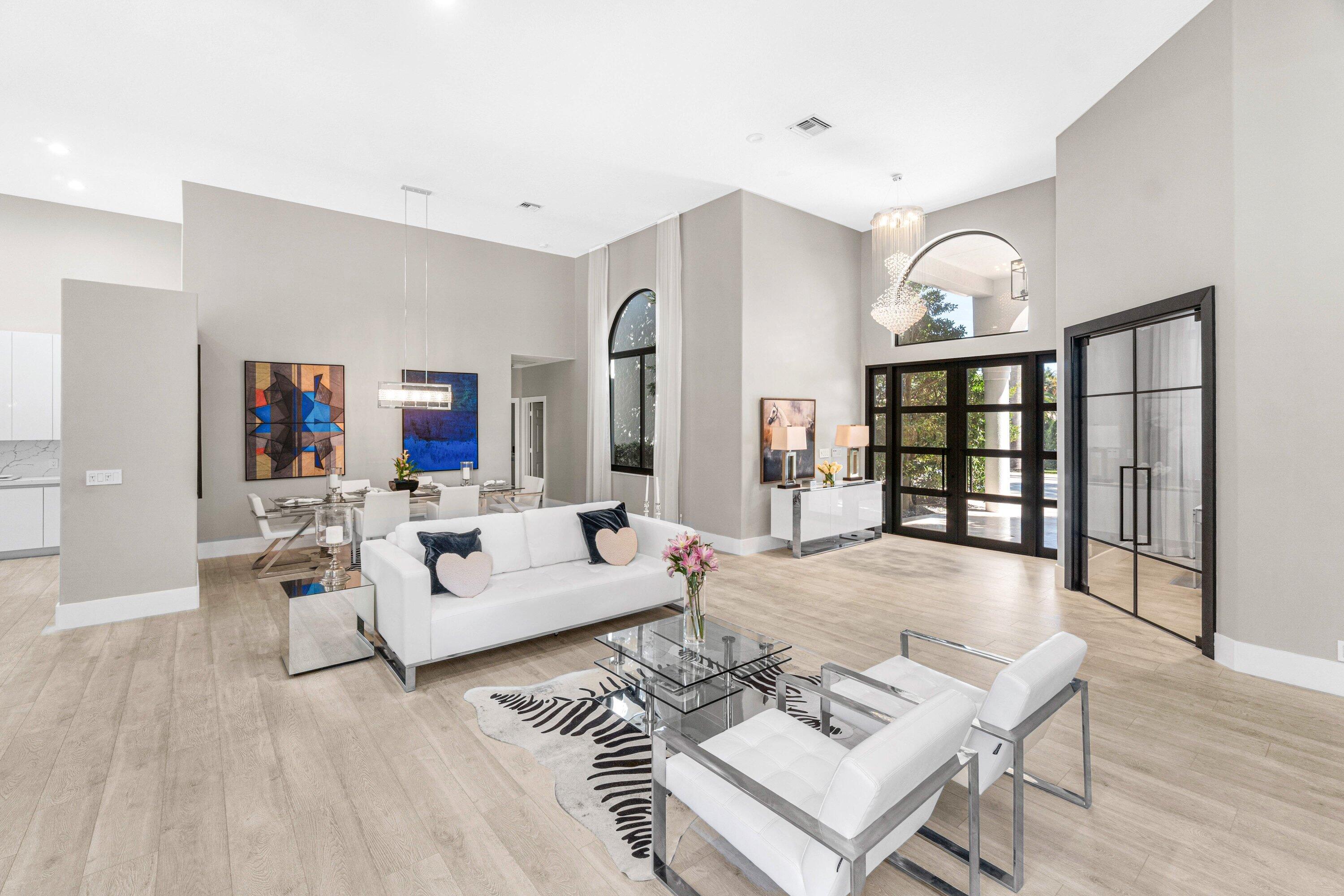 6715 E Calumet Circle