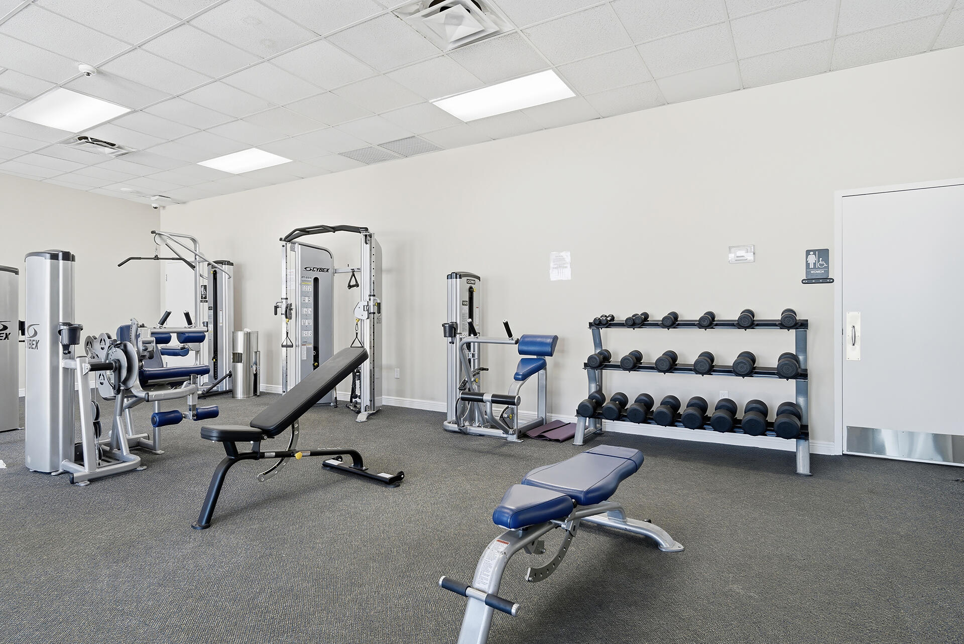 122 Lakeshore Drive 433