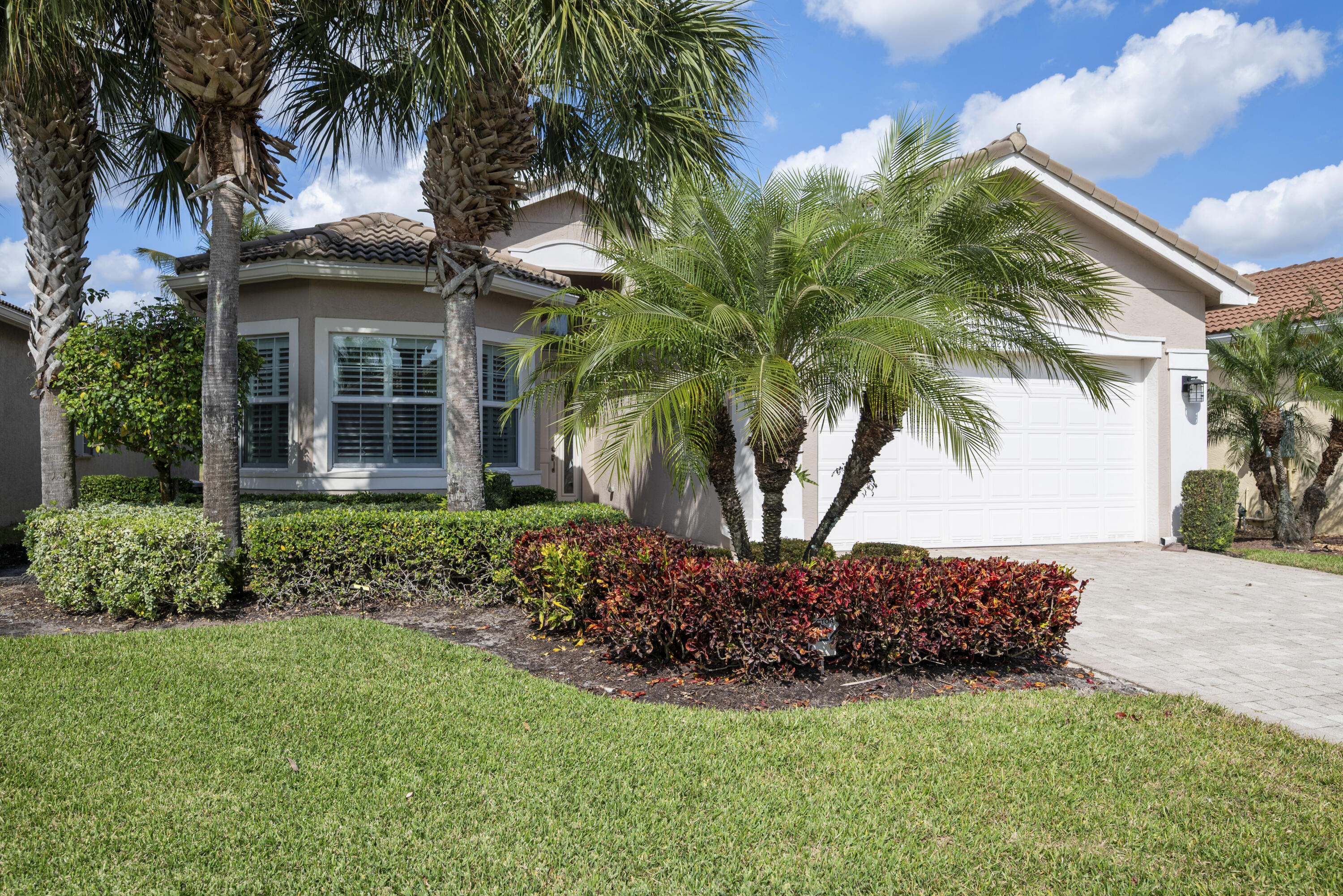 12293 Laguna Valley Terrace