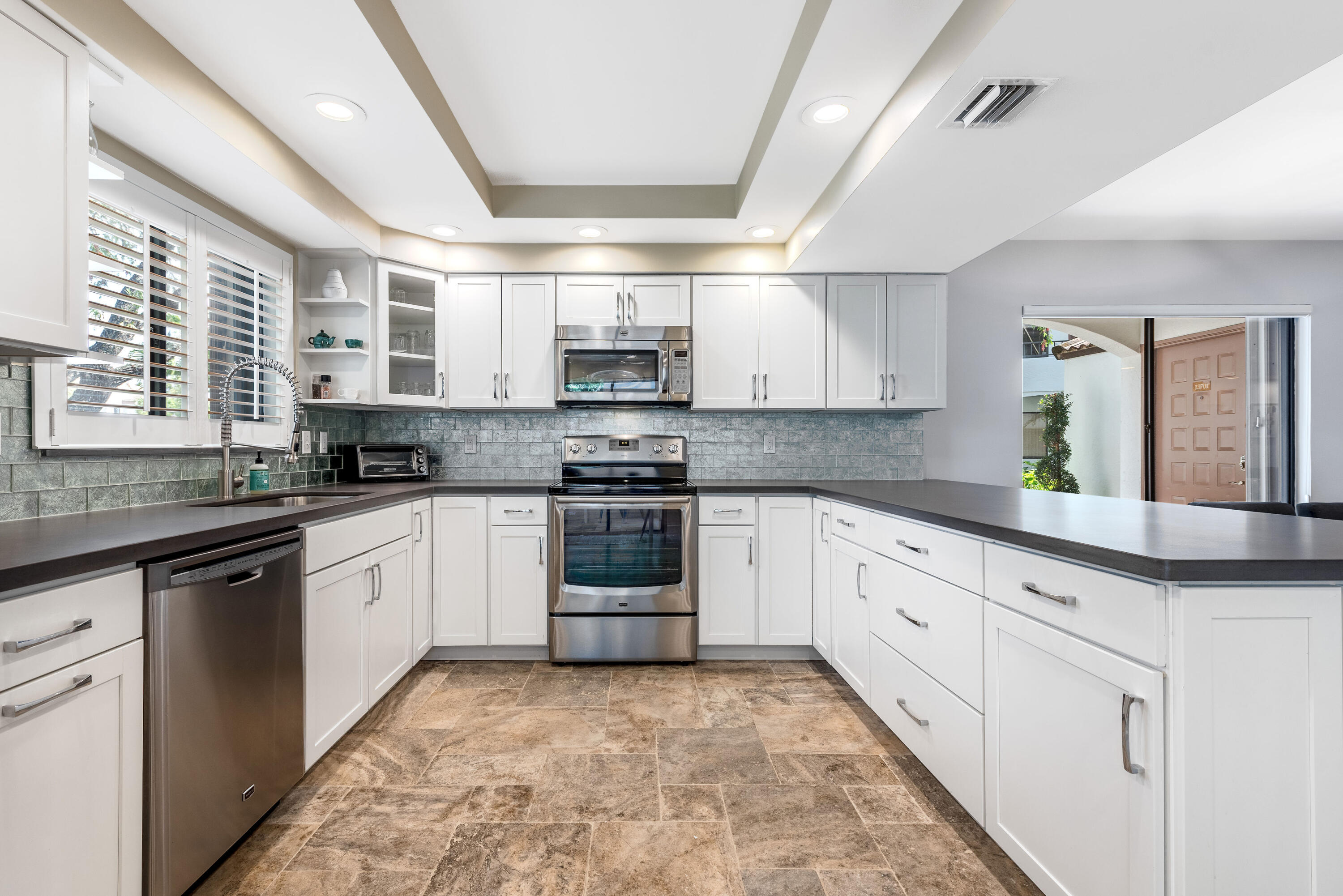 7338 Clunie Place 13701