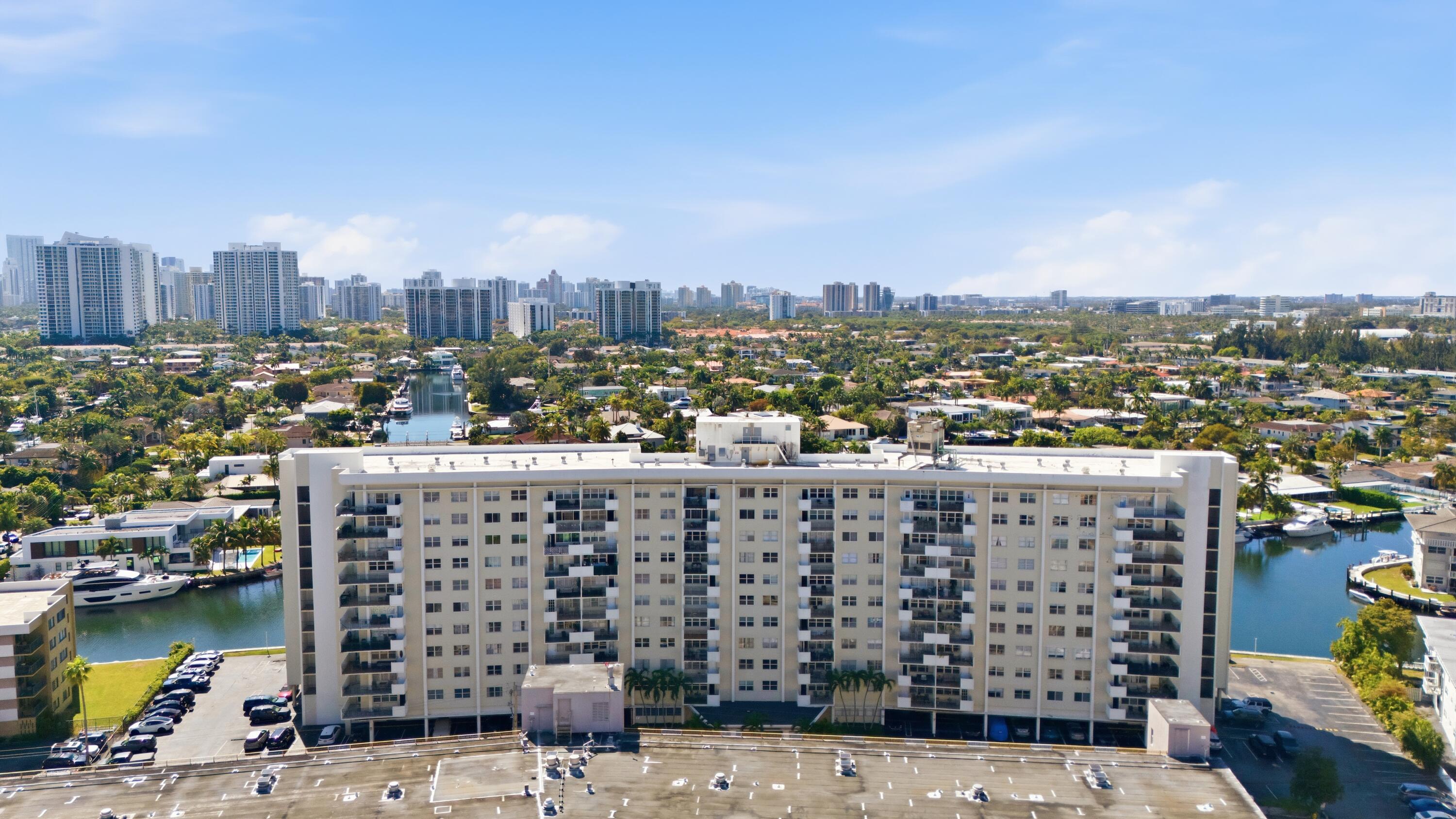 401 Golden Isles Drive 1009