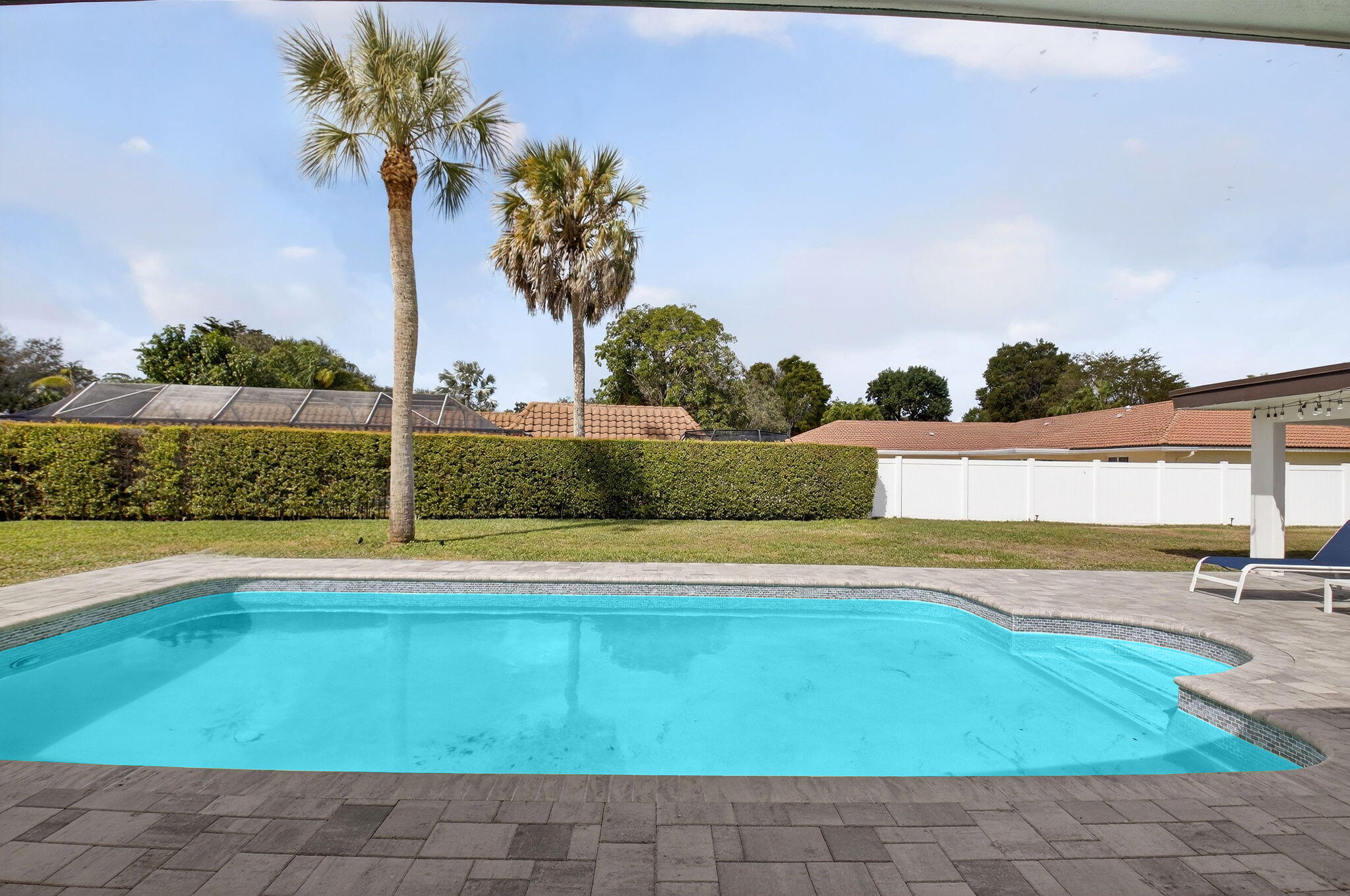 6899 Viento Way