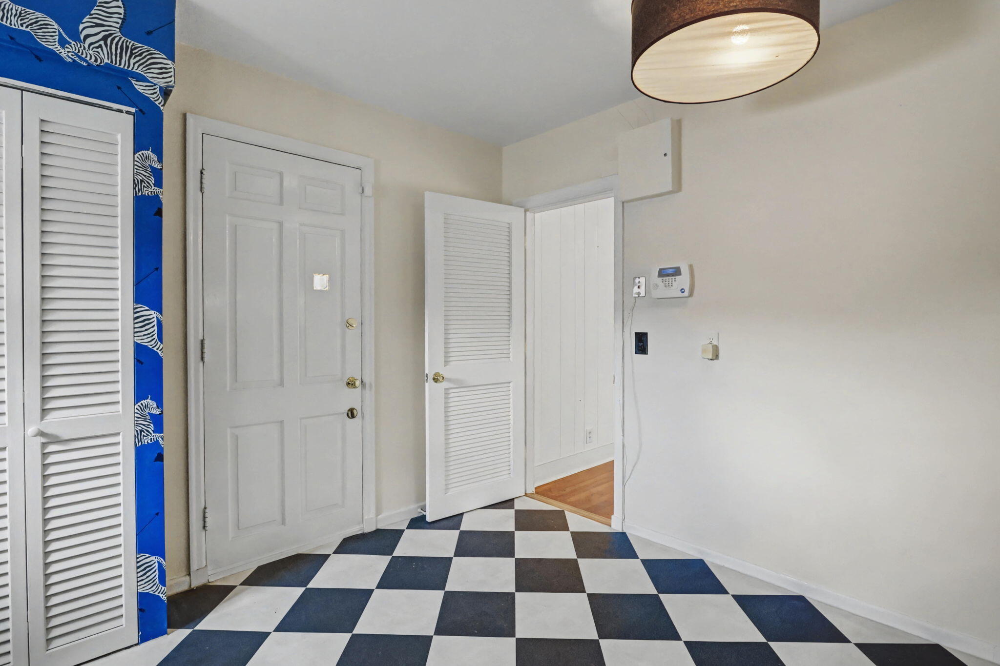 240 Oleander Avenue 244