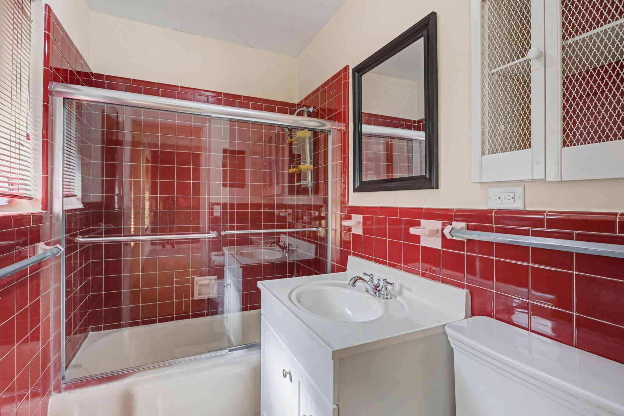 240 Oleander Avenue 244