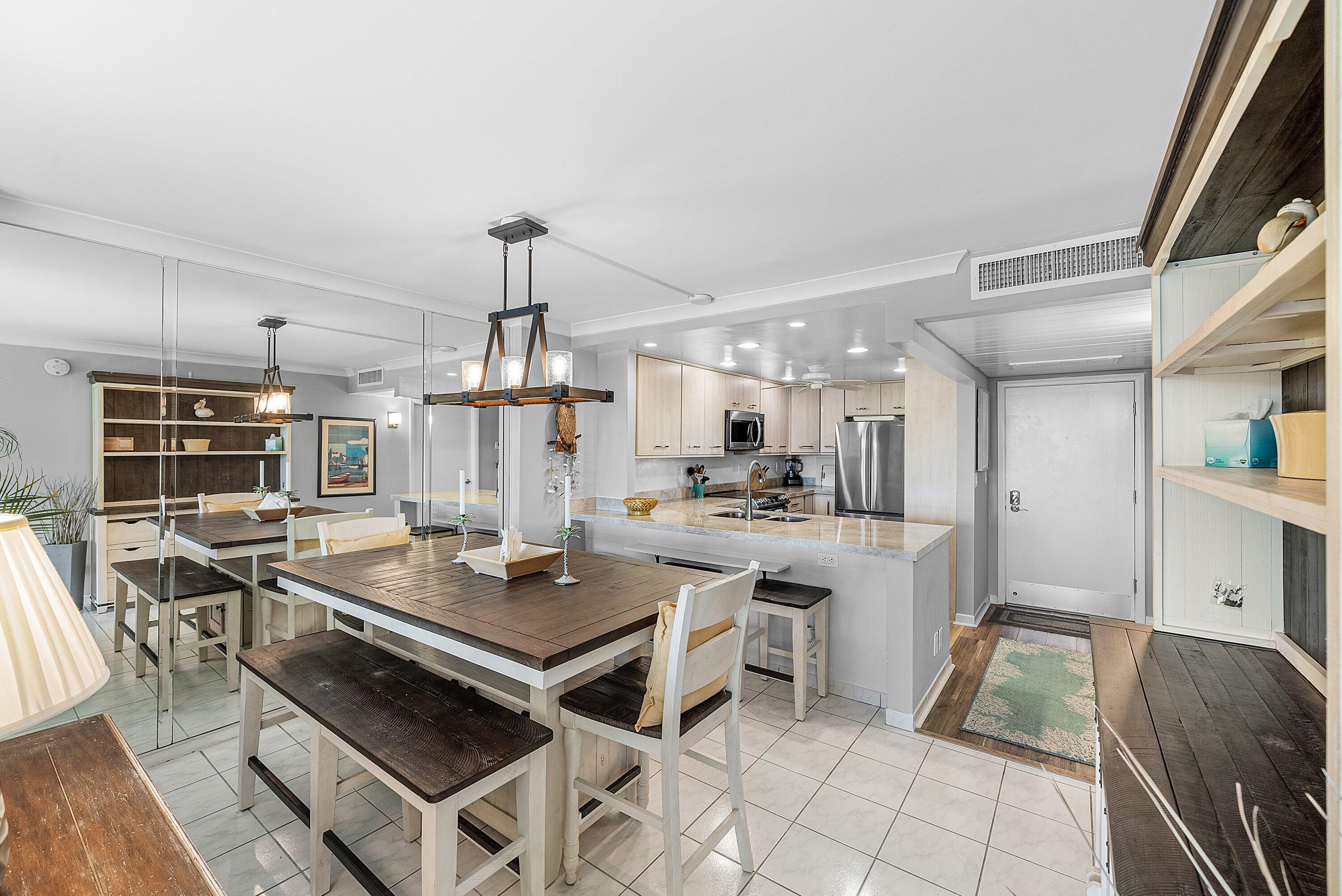 7 Royal Palm Way 507