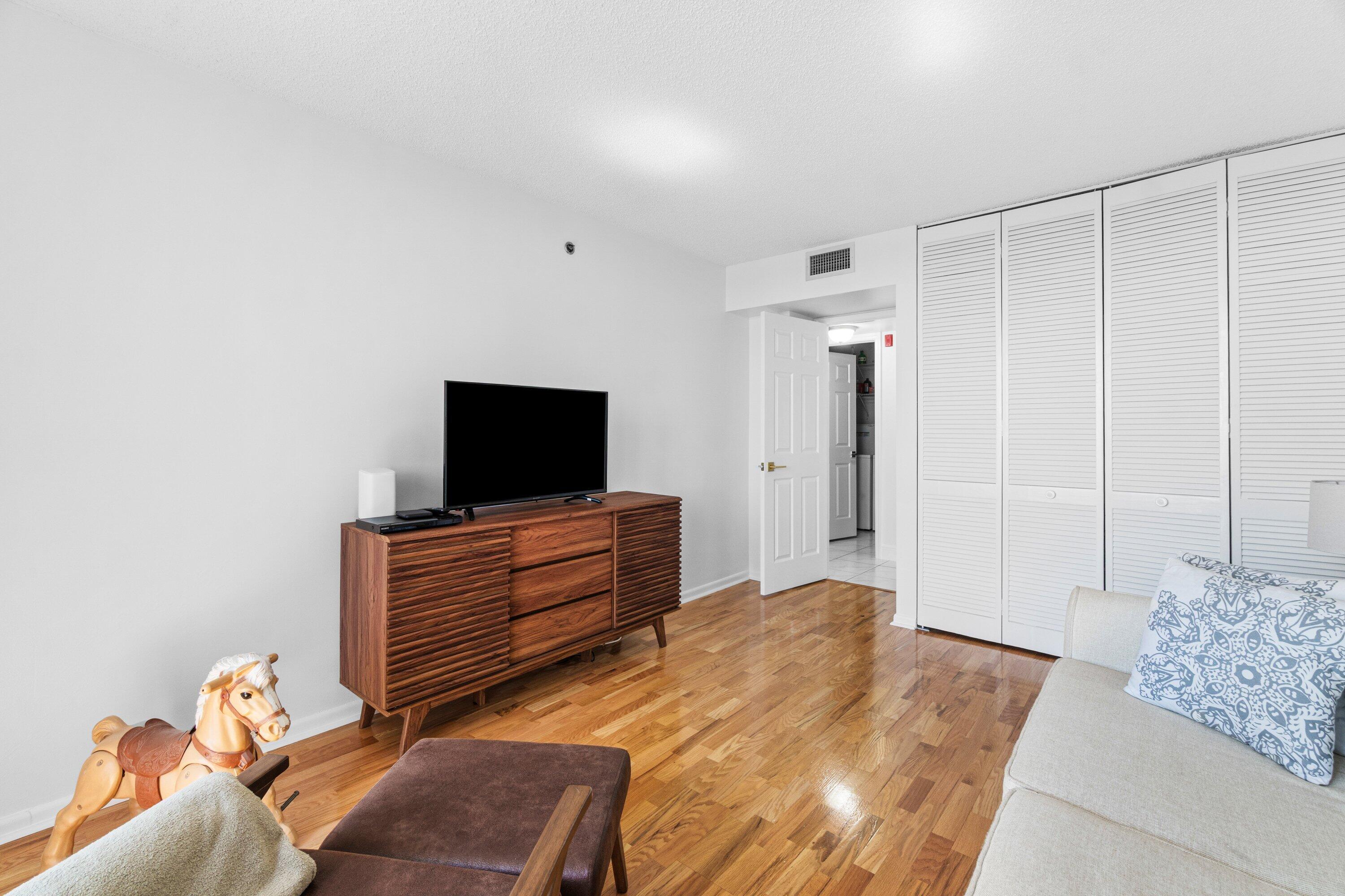 23200 Camino Del Mar 604