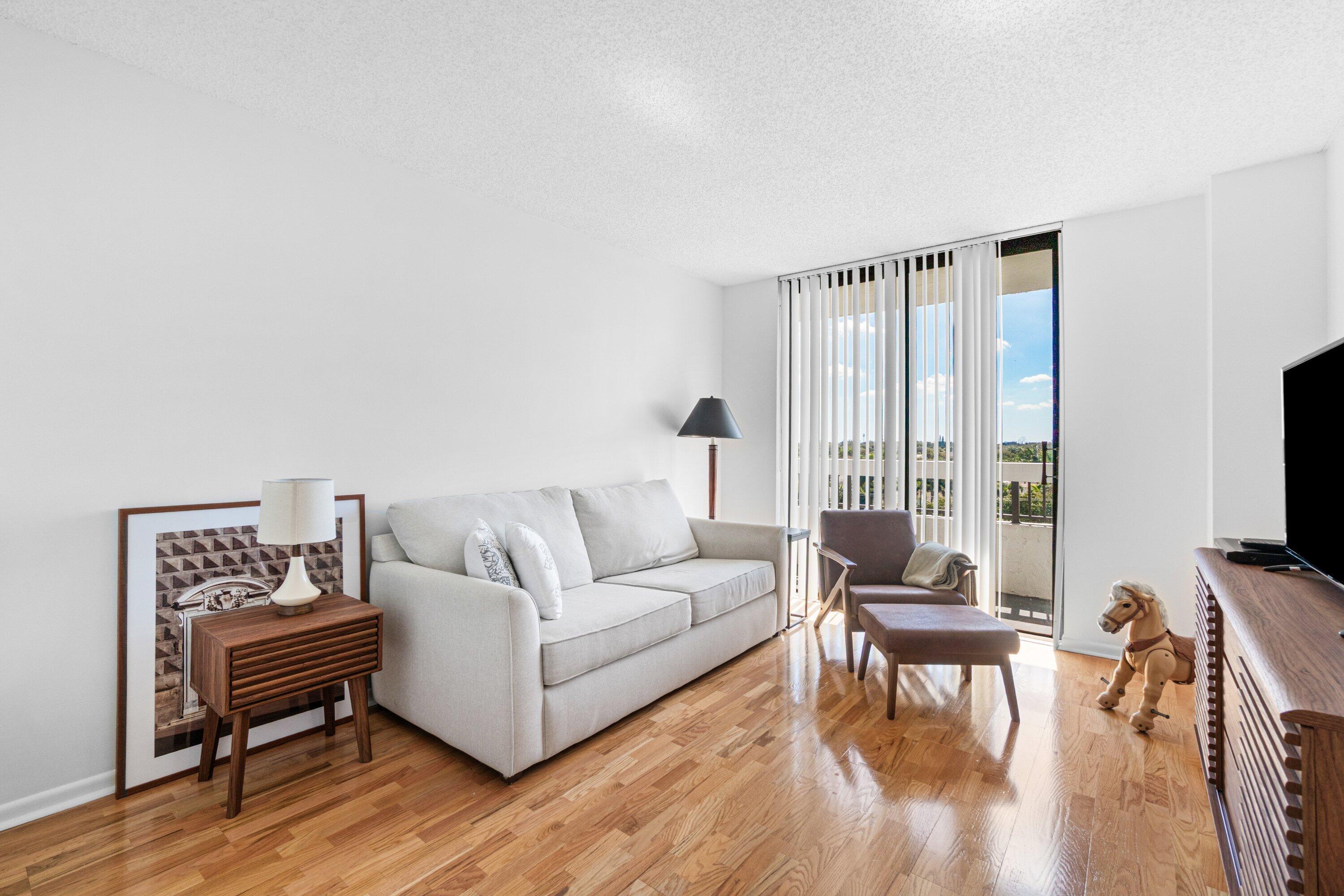 23200 Camino Del Mar 604