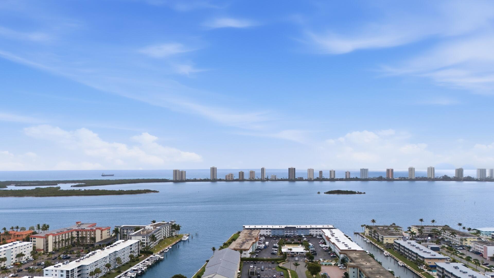 111 Shore Court 305-C, North Palm Beach Unit: 305-C