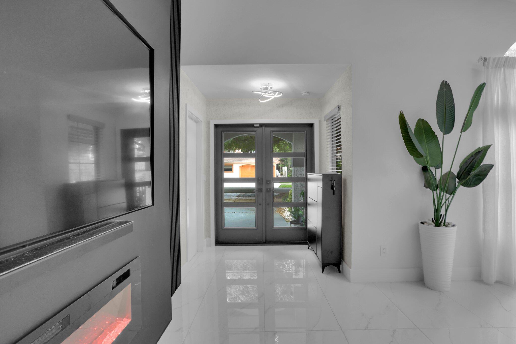 469 NW 38th Avenue