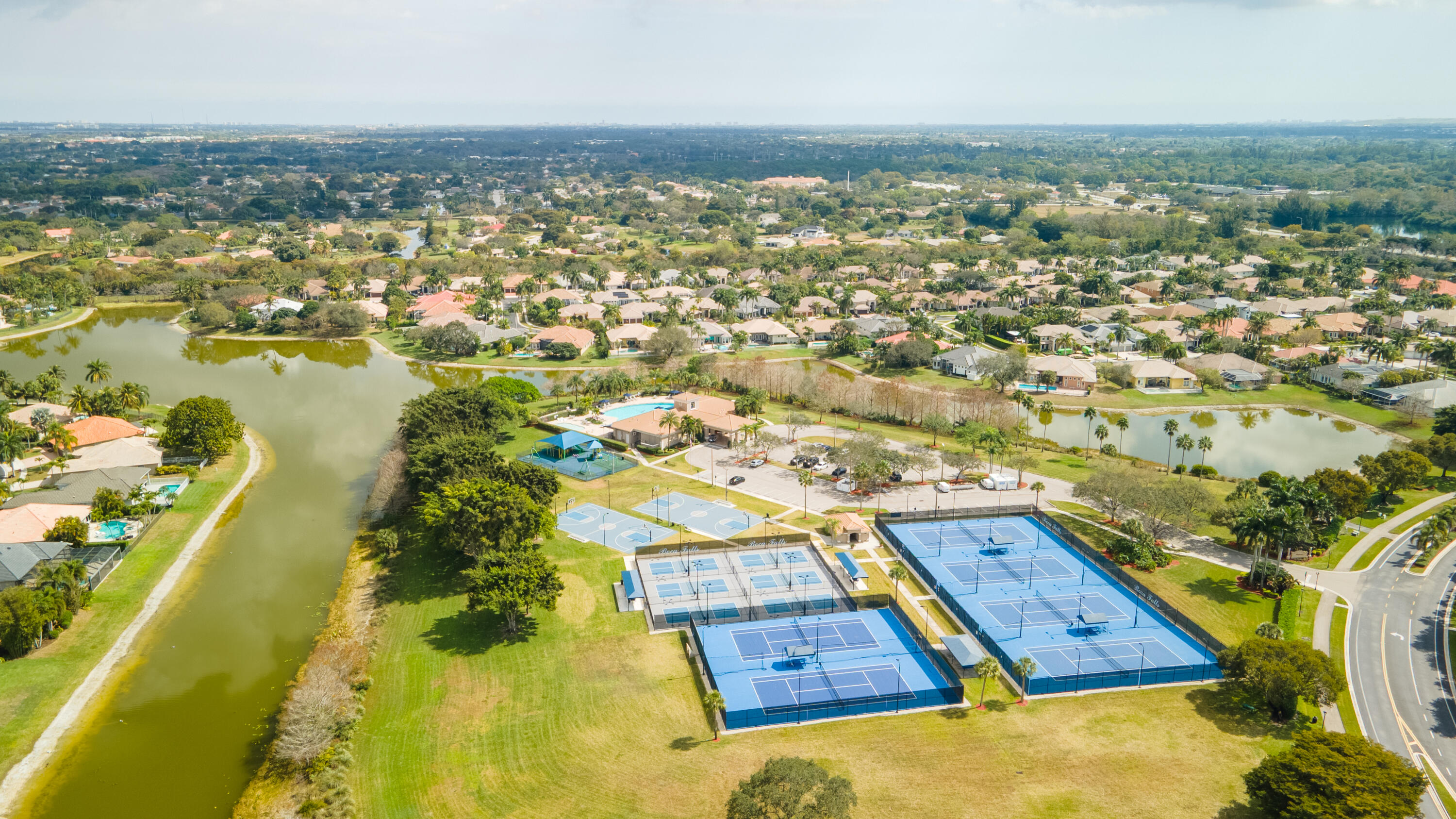 12212 Rockledge Circle